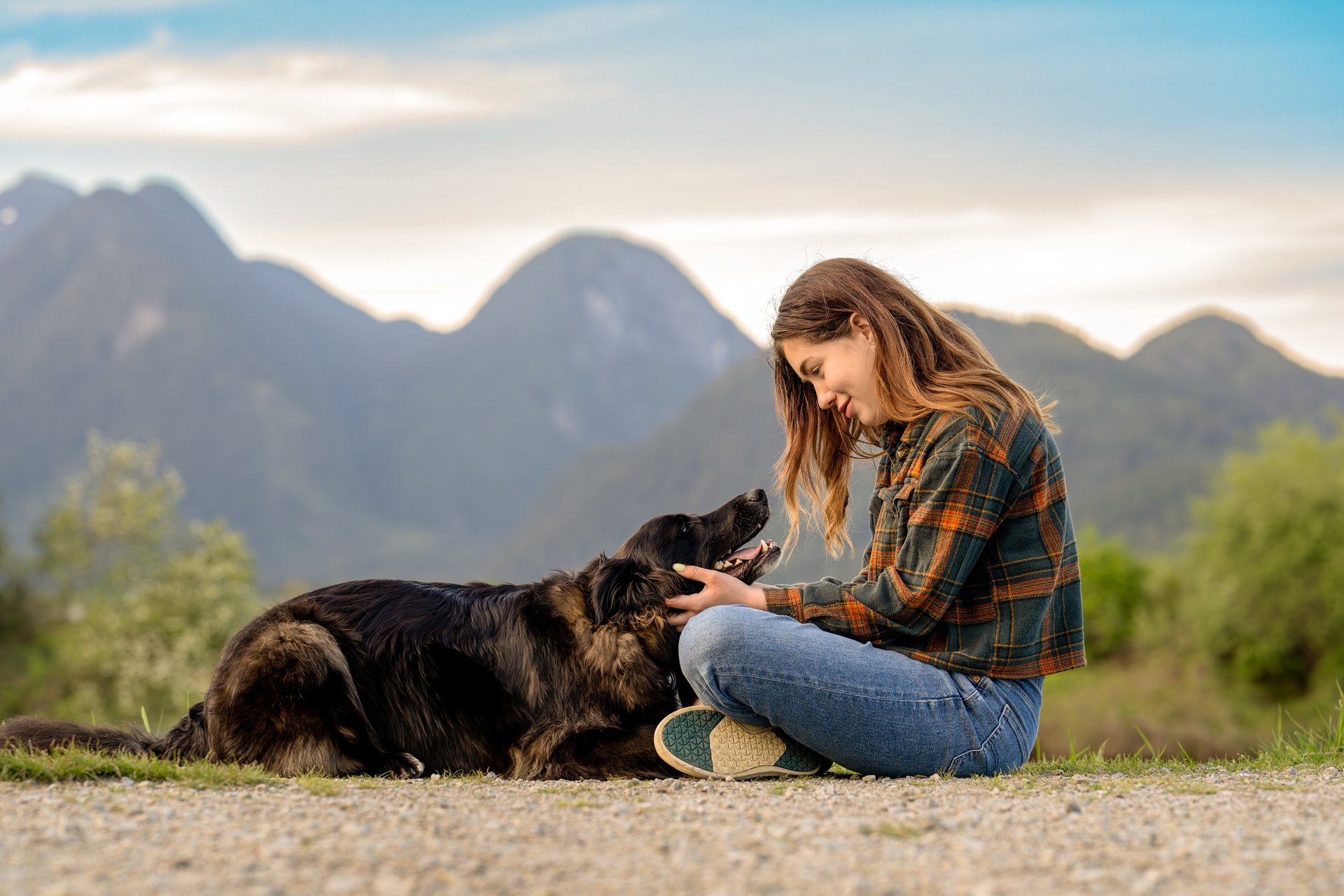 black and white bed linen