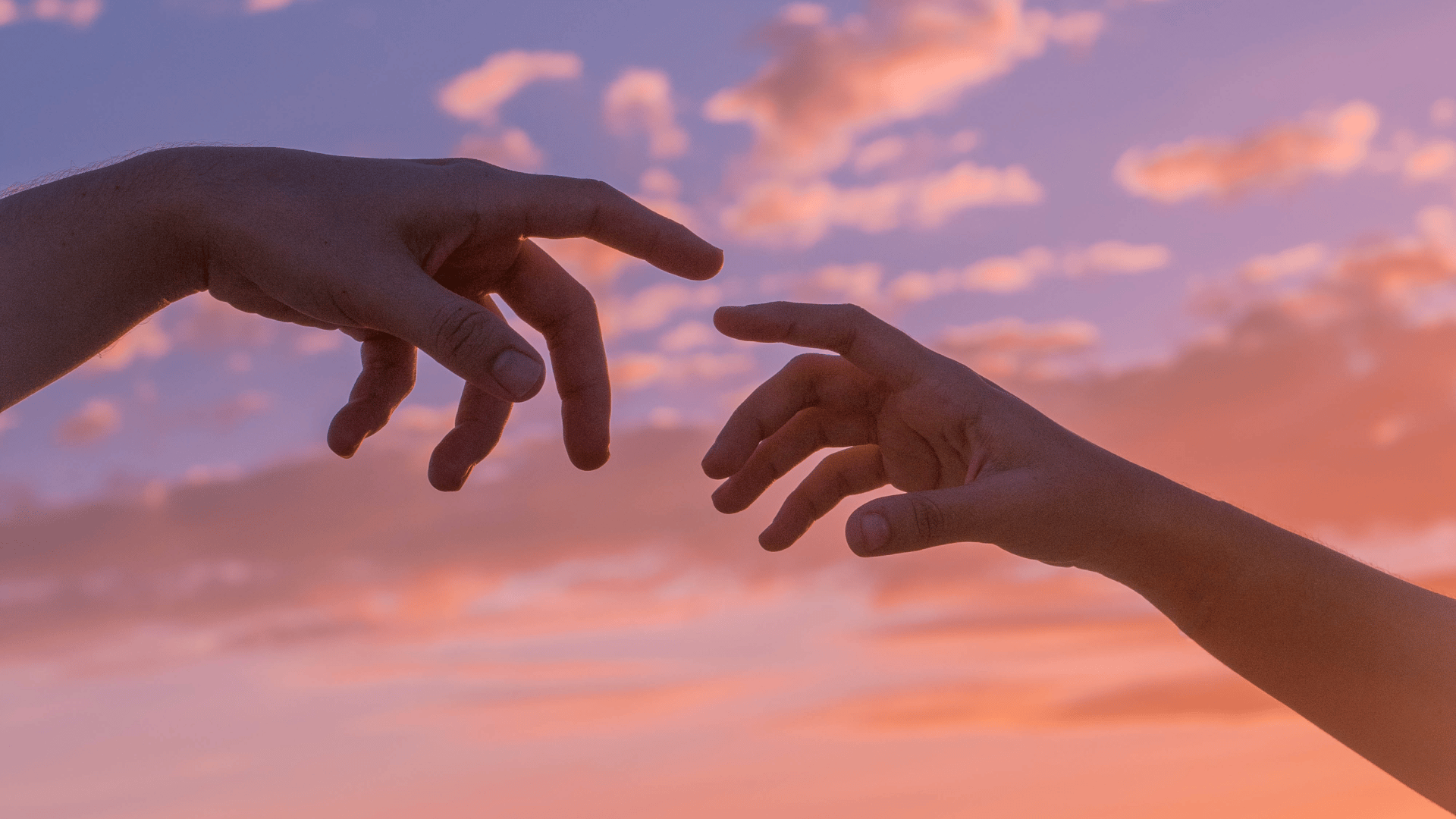 gray computer monitor