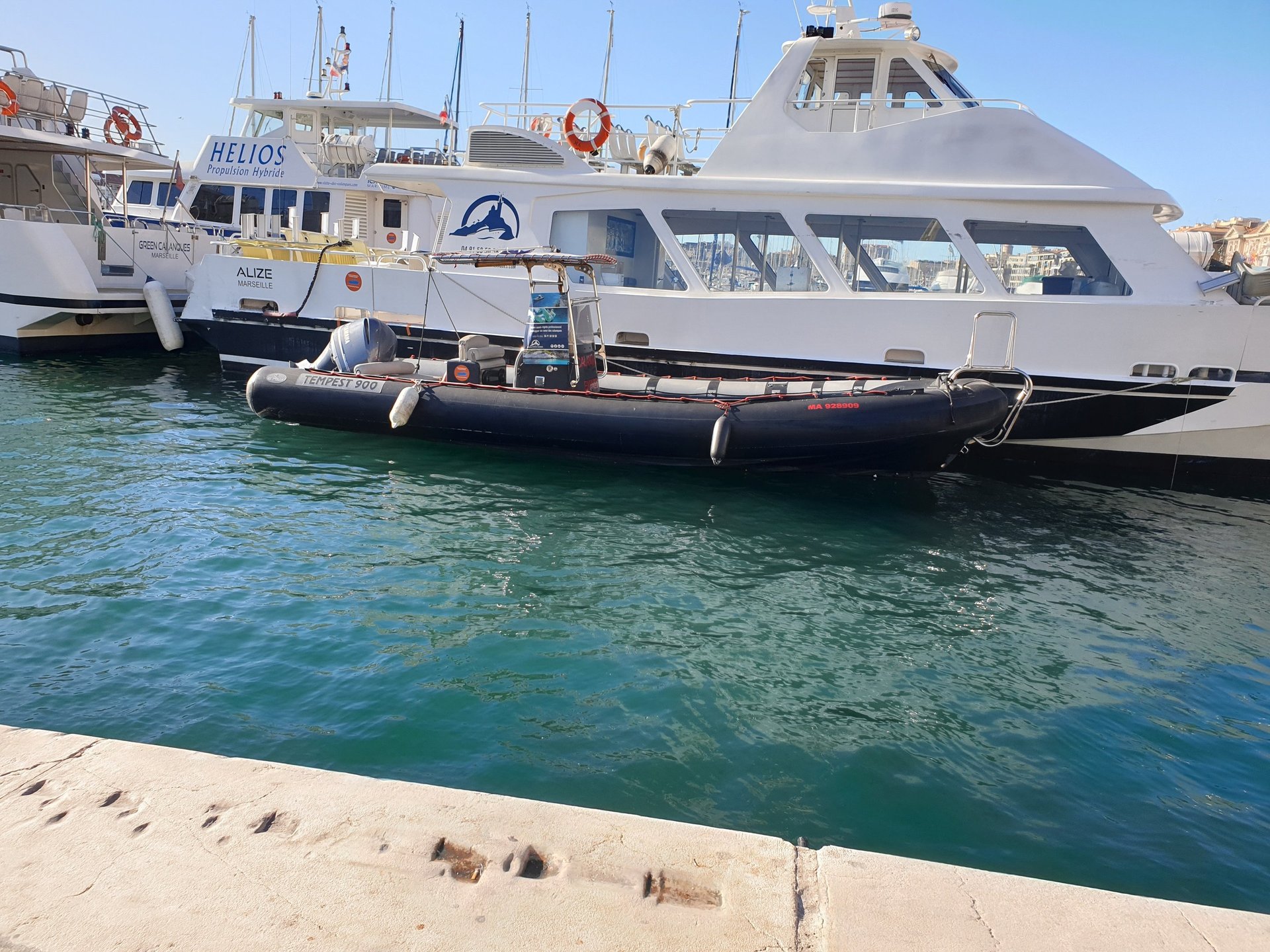 black and brown leather padded tub sofa