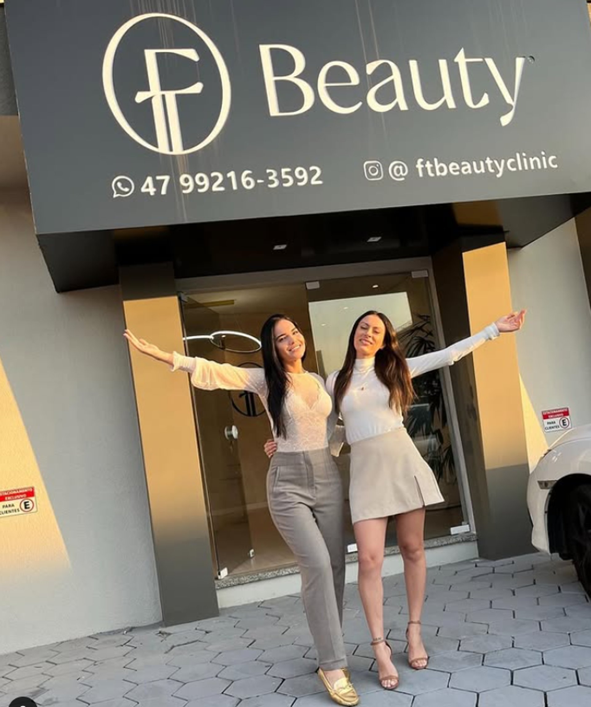 black and brown leather padded tub sofa