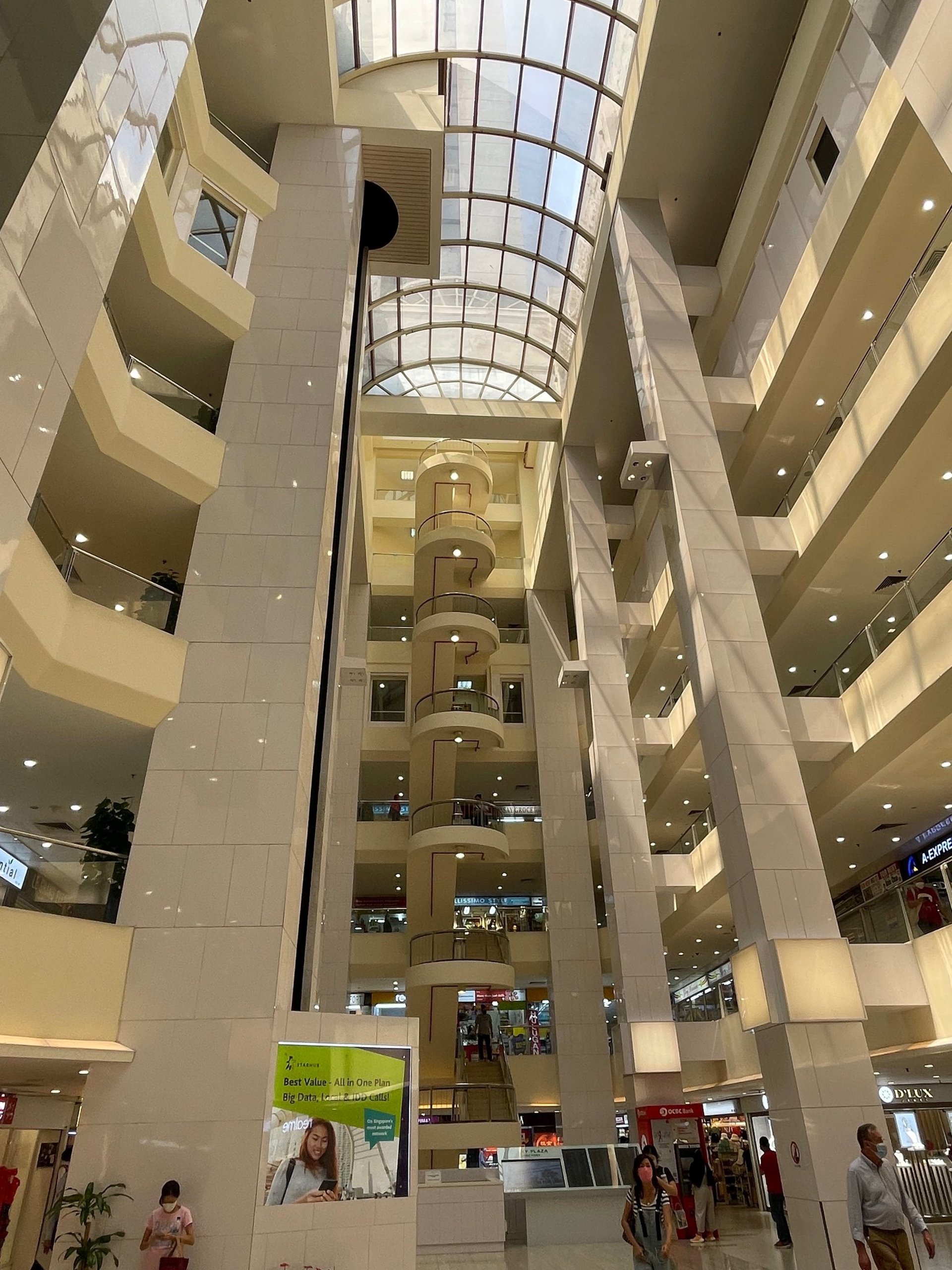 Lucky Plaza Retail Shops for Sale