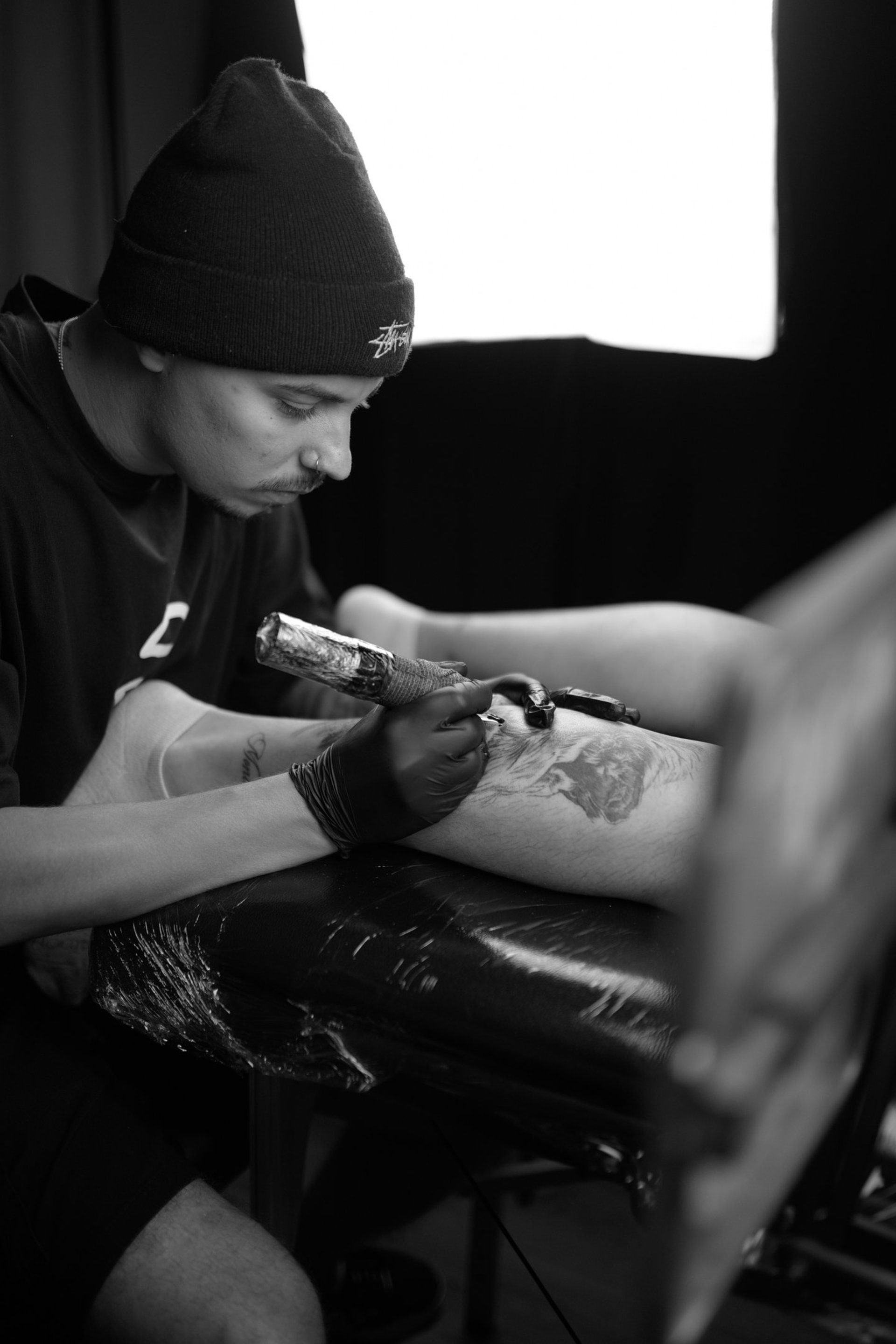 black and white bed linen