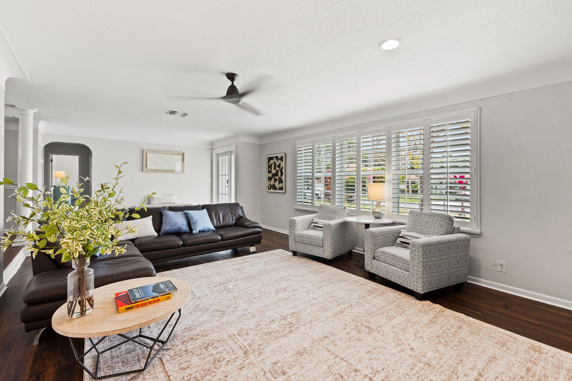 black and white bed linen