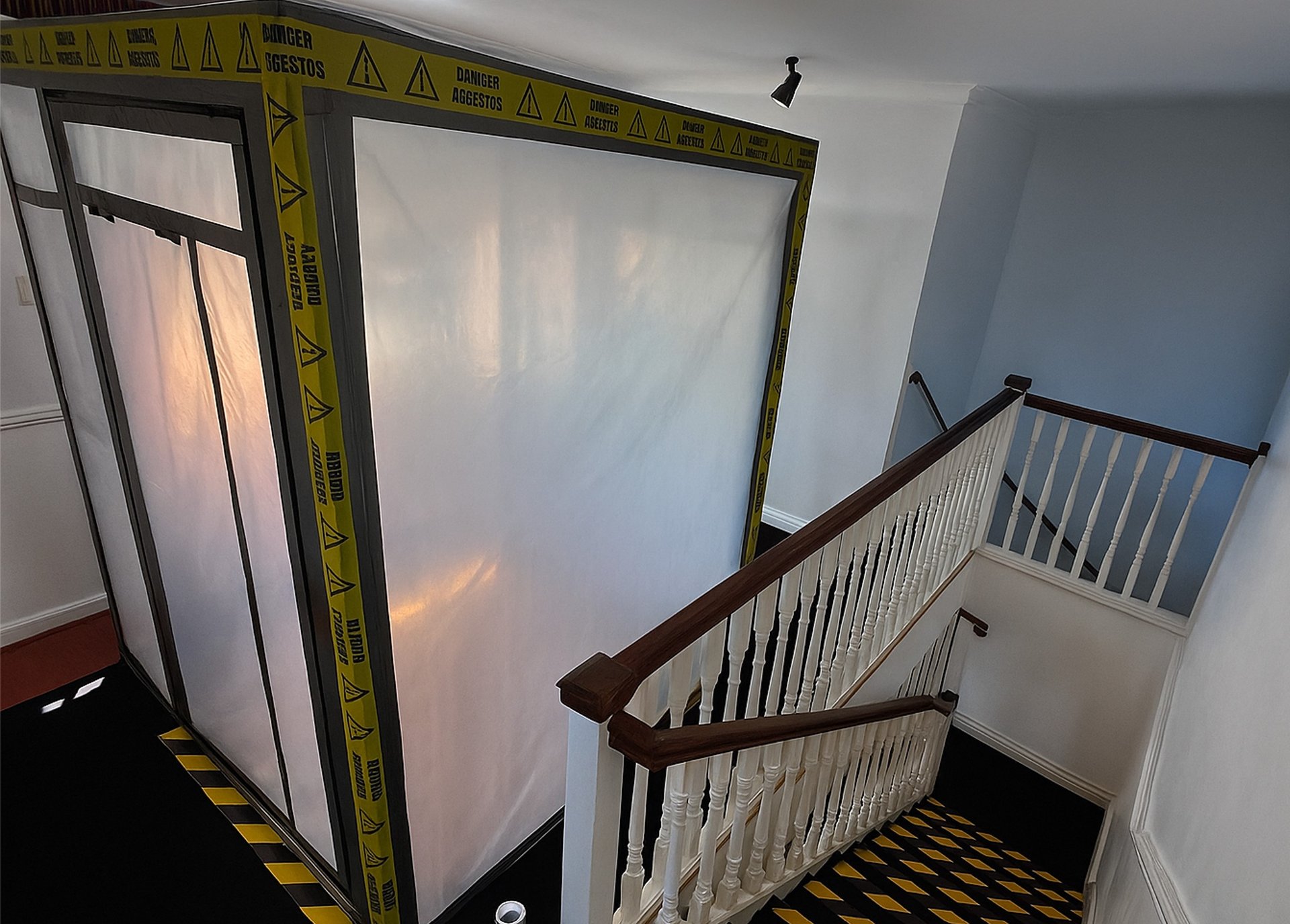 black and white bed linen