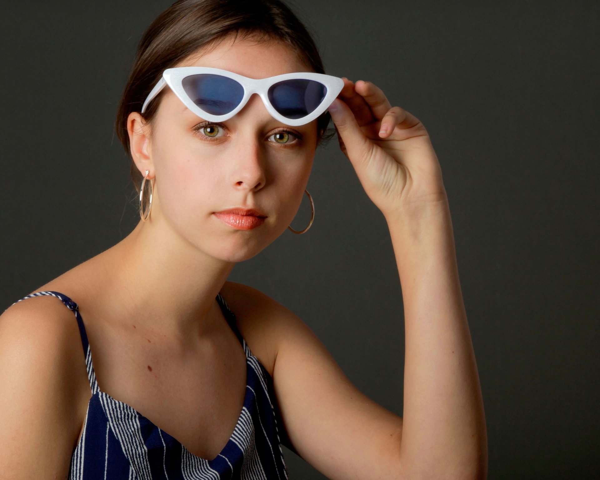 black and white bed linen