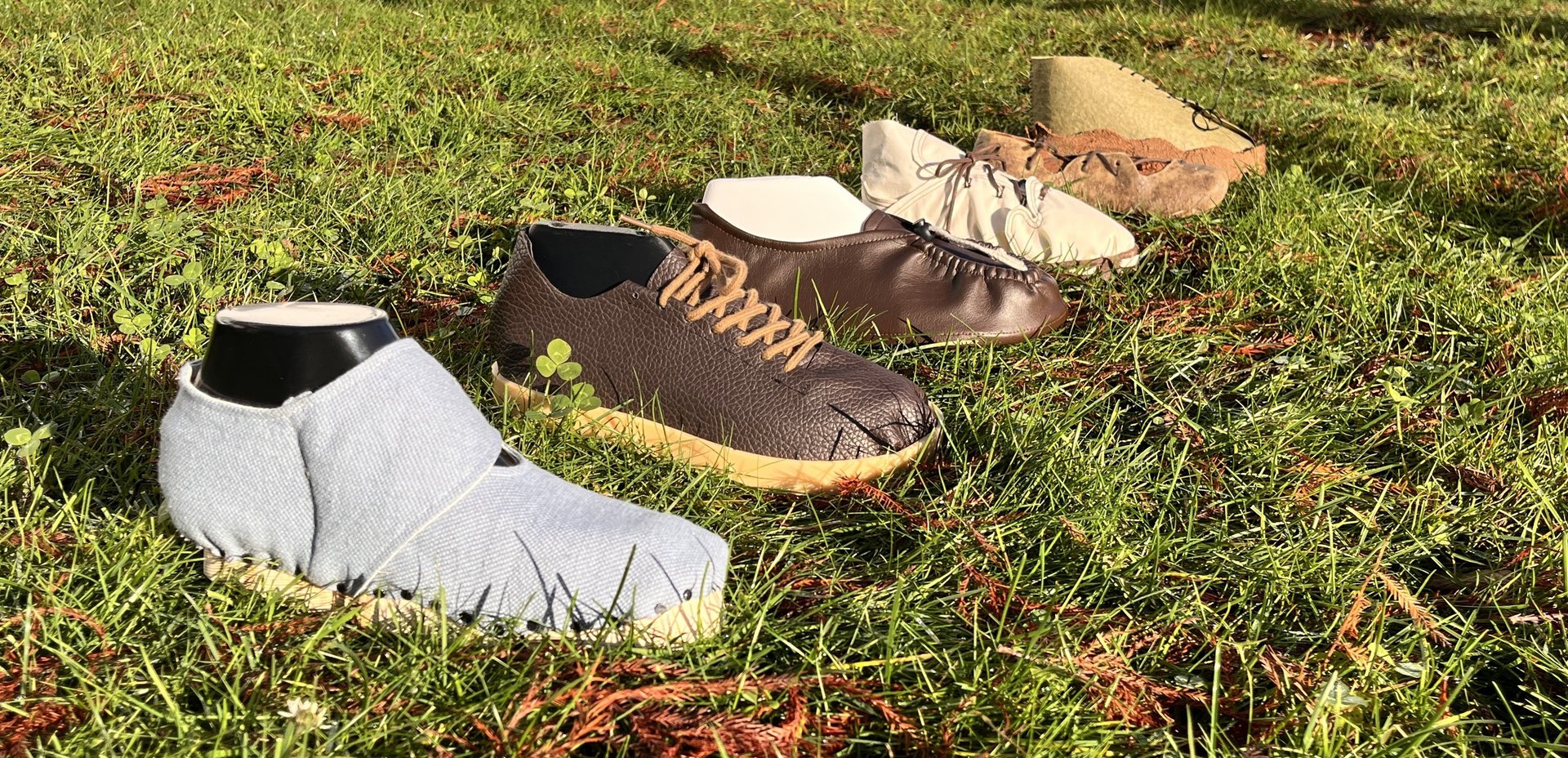 black and white bed linen