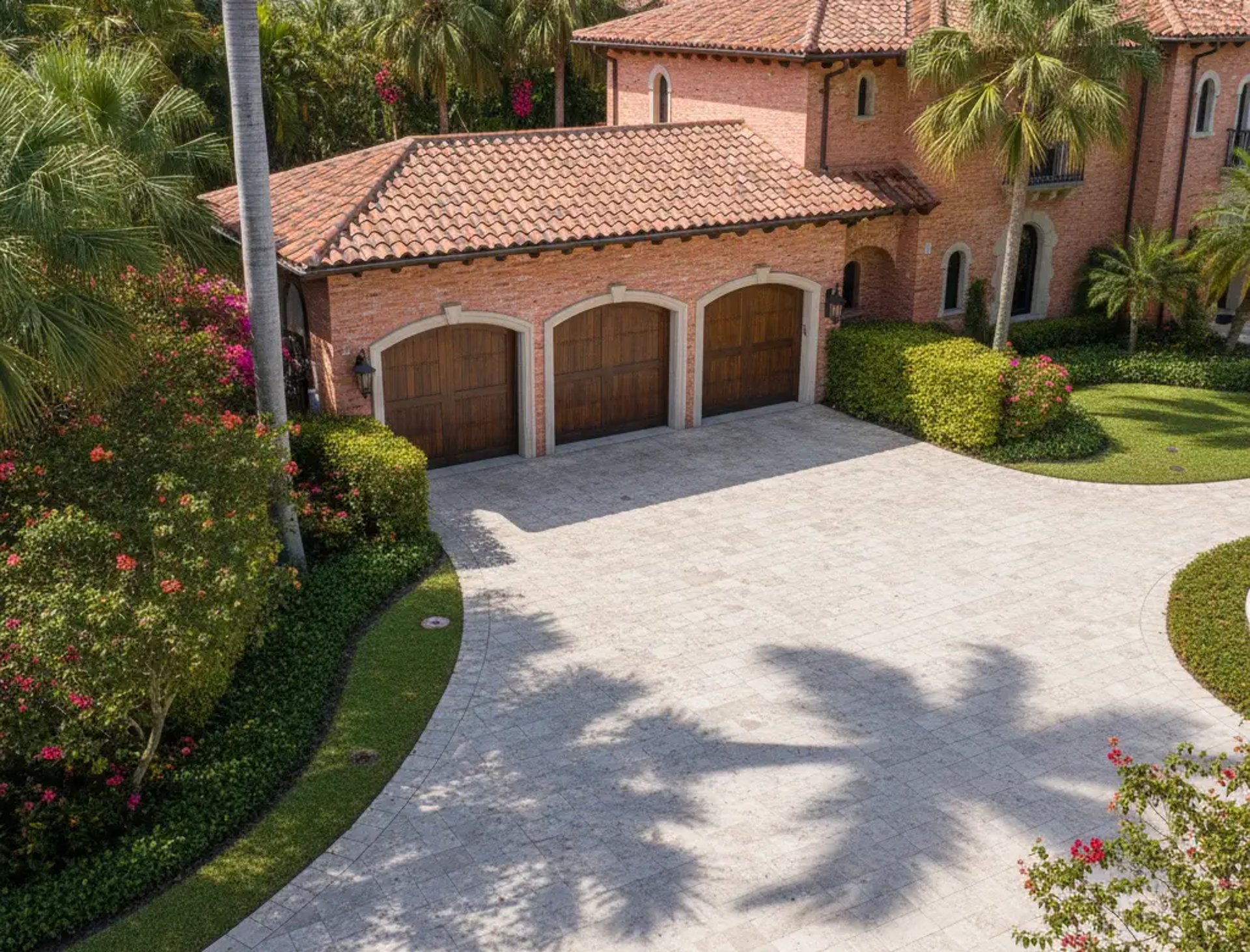 Coral Gables, FL residential concrete driveway