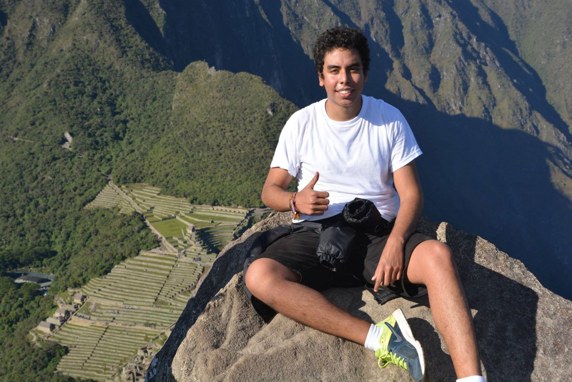 black and white bed linen