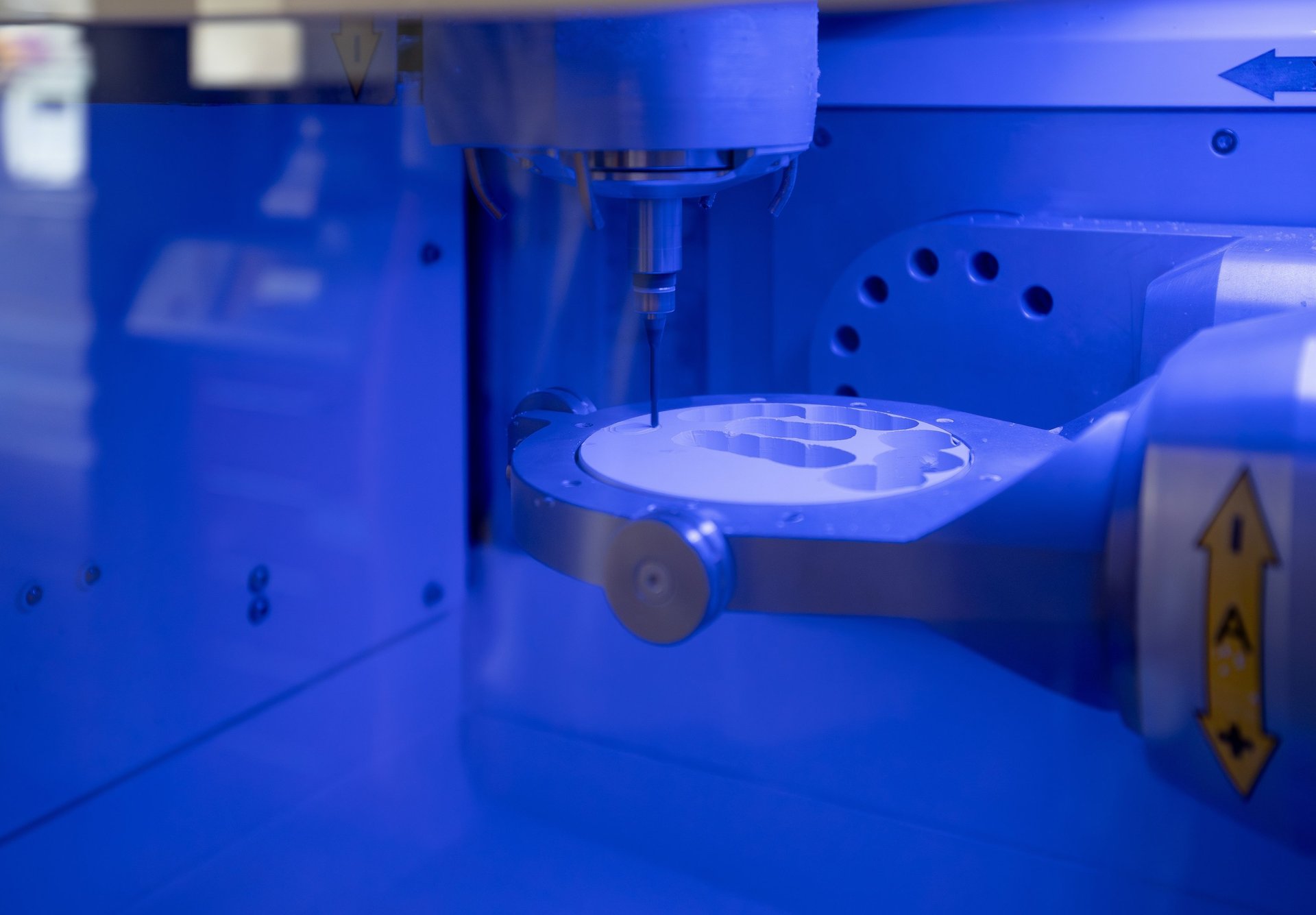 black and brown leather padded tub sofa