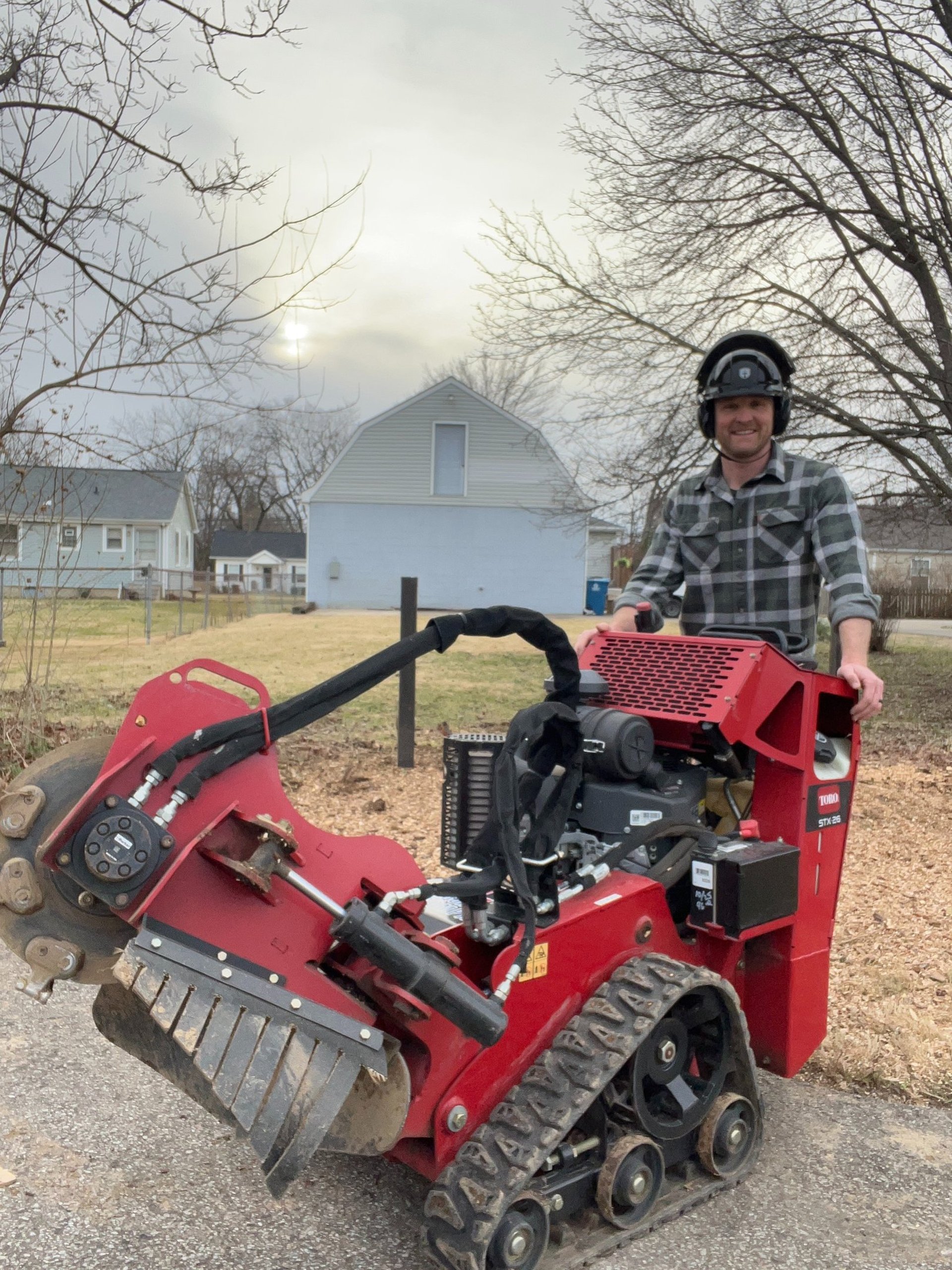 black and brown leather padded tub sofa