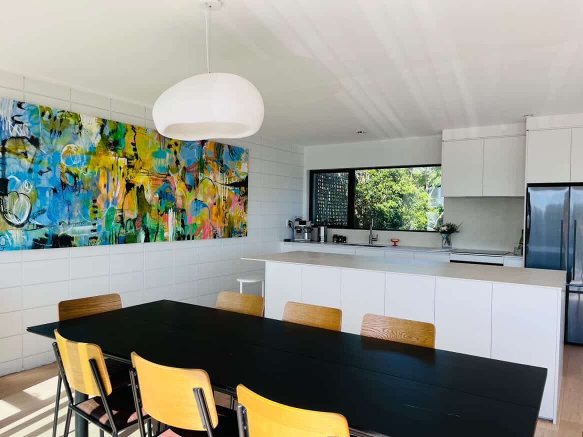 black and white bed linen