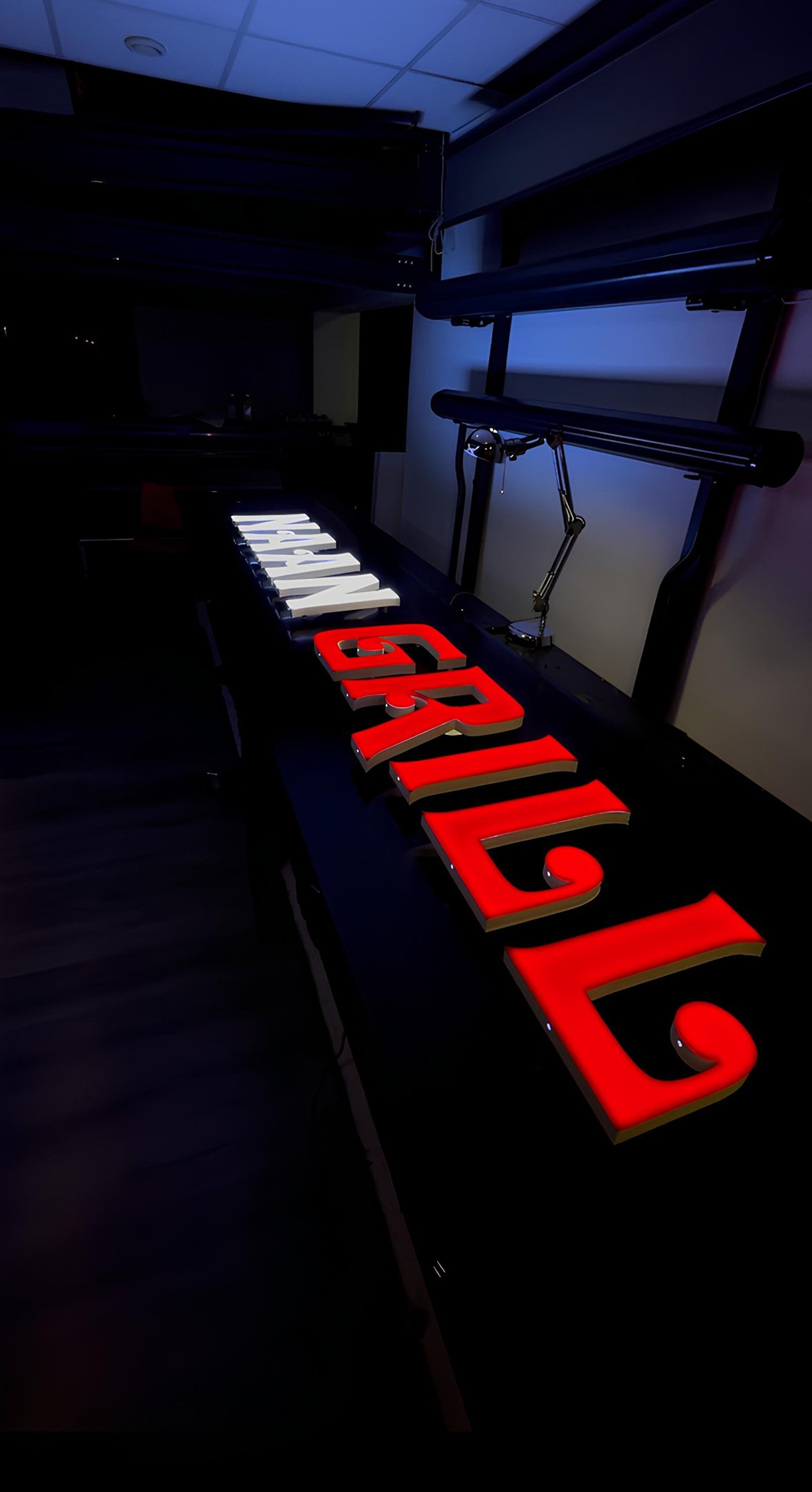 red light in black background