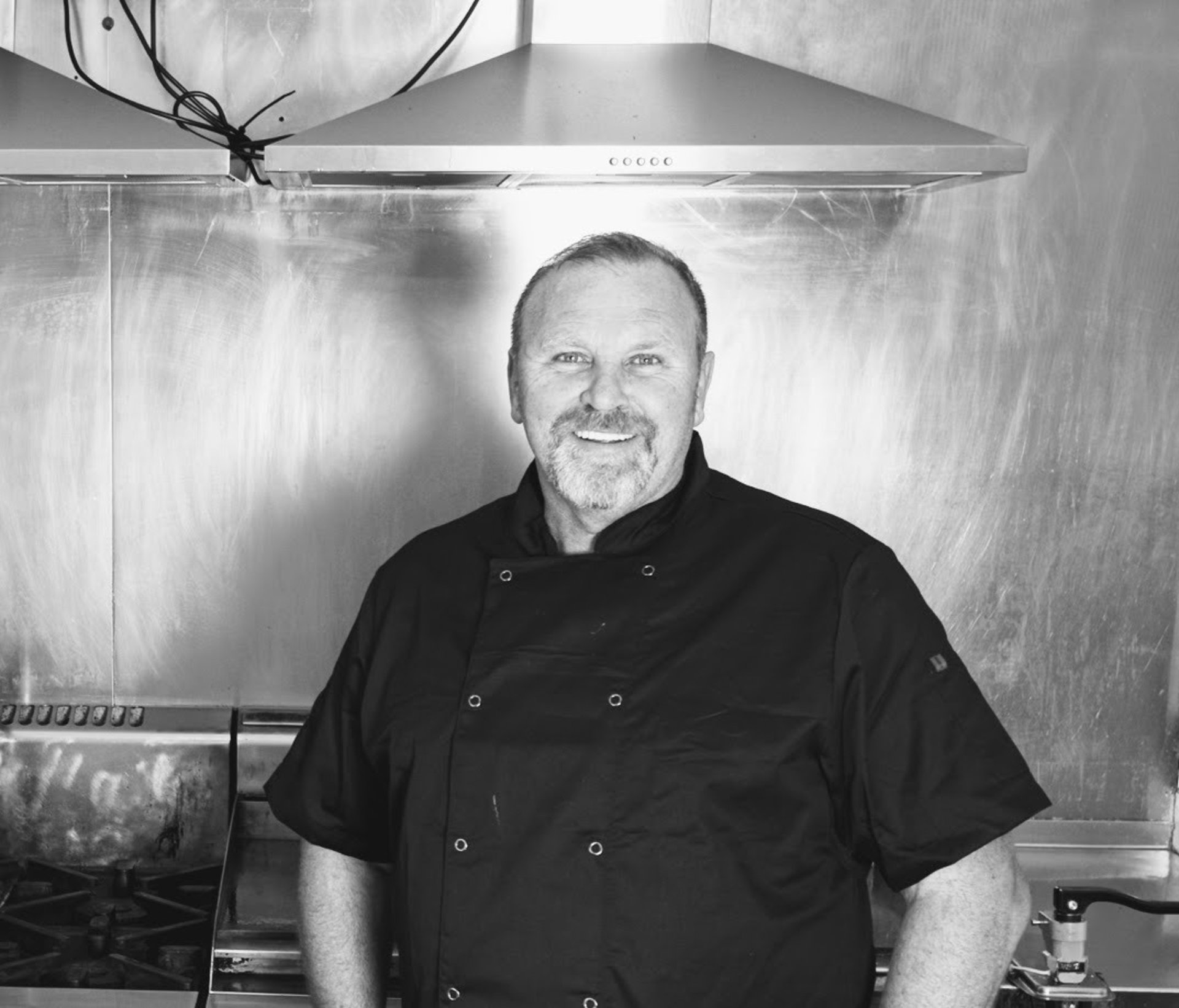 black and white bed linen