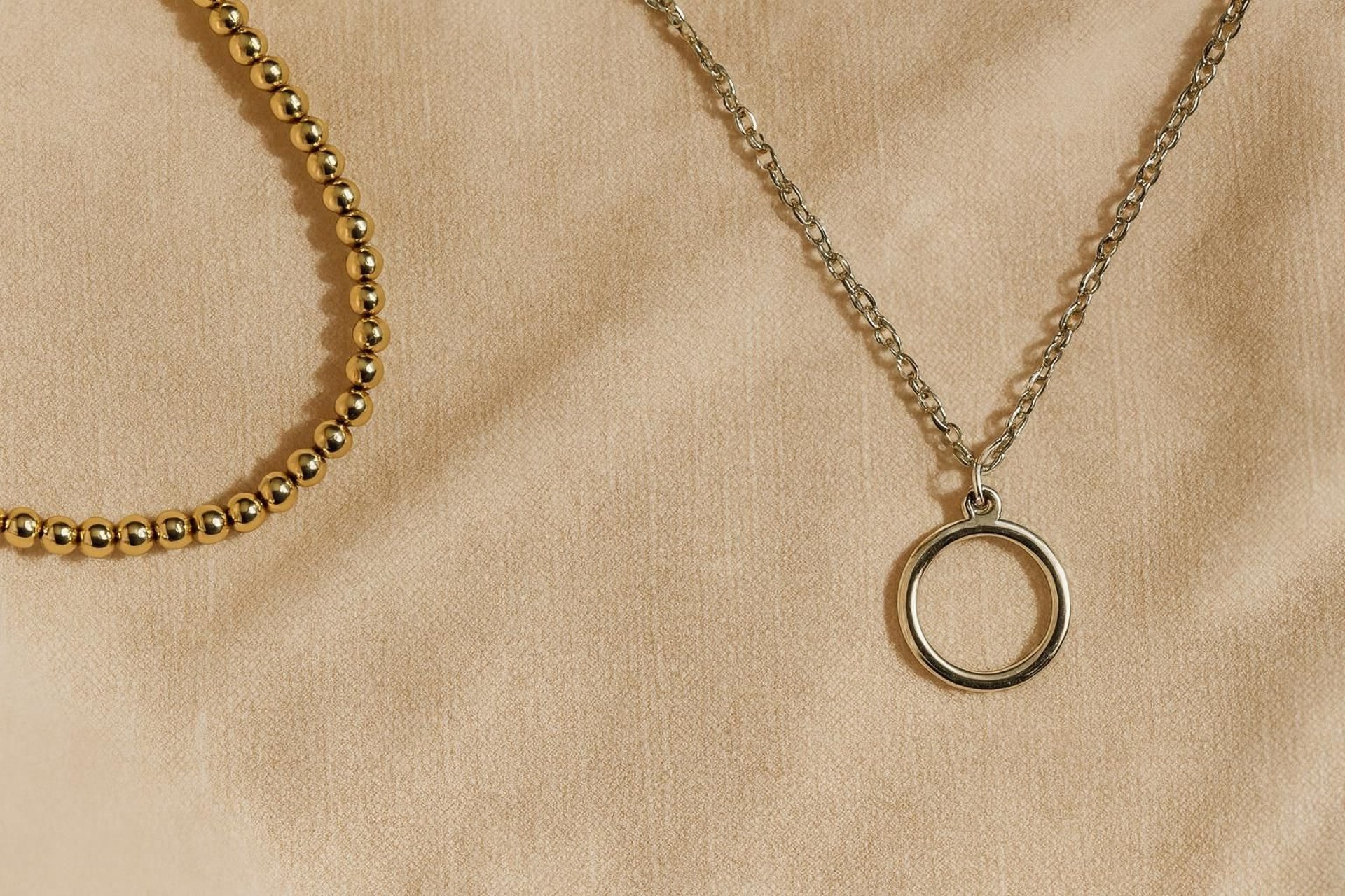 white pearl necklace with box