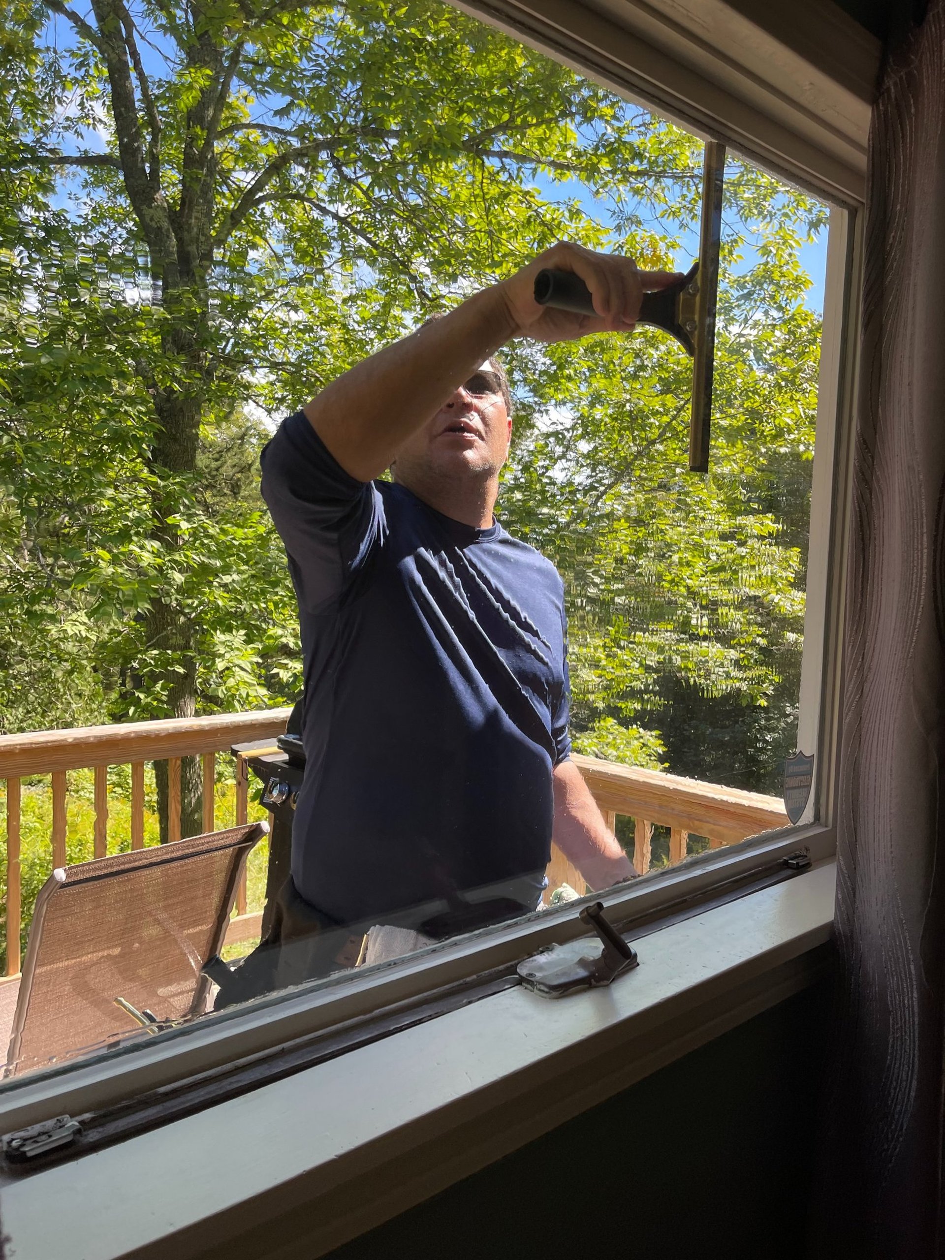black and white bed linen