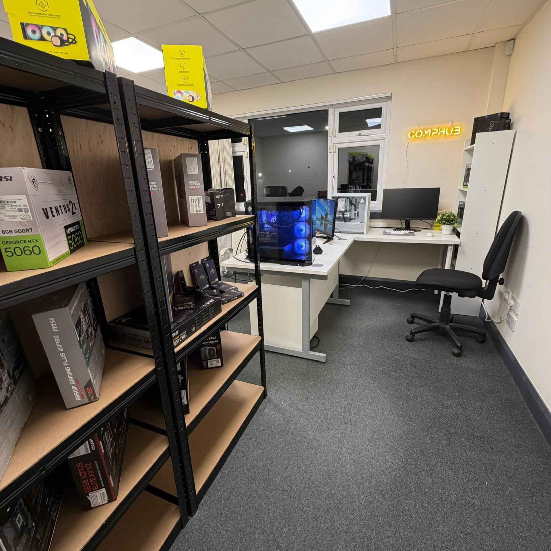 CompHub logo – custom gaming and work PC specialists in Ireland