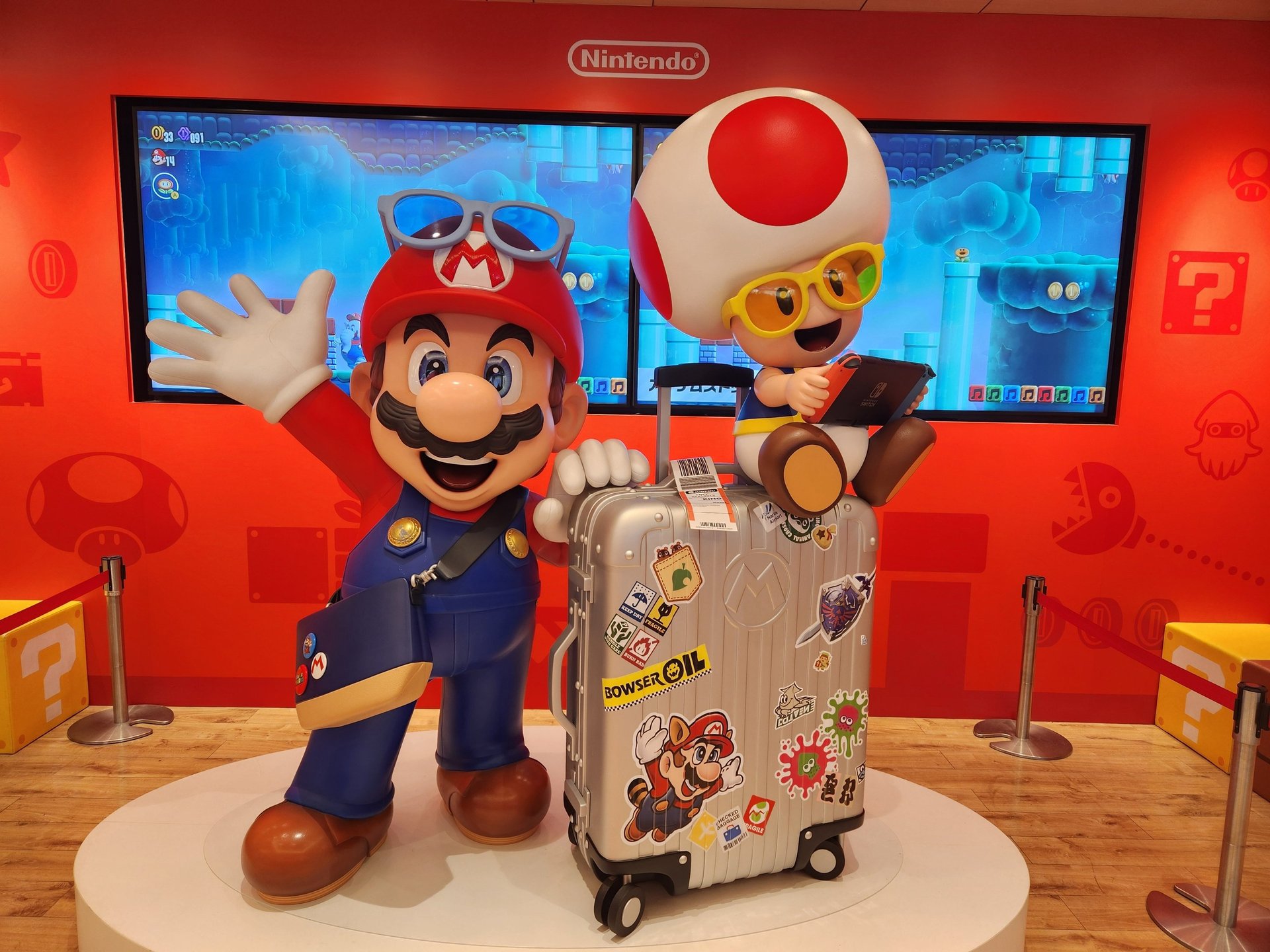 black and brown leather padded tub sofa