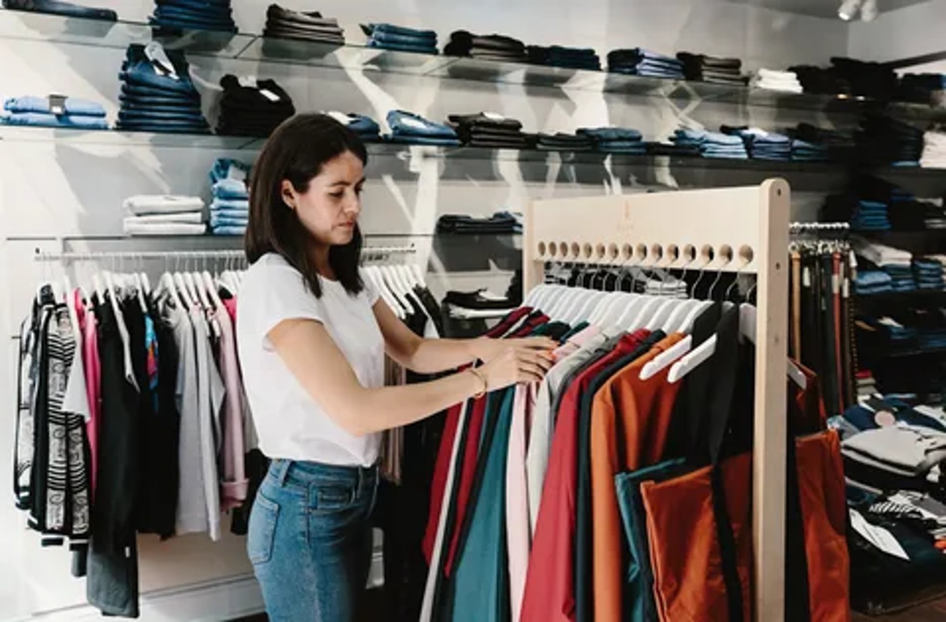 black and white bed linen