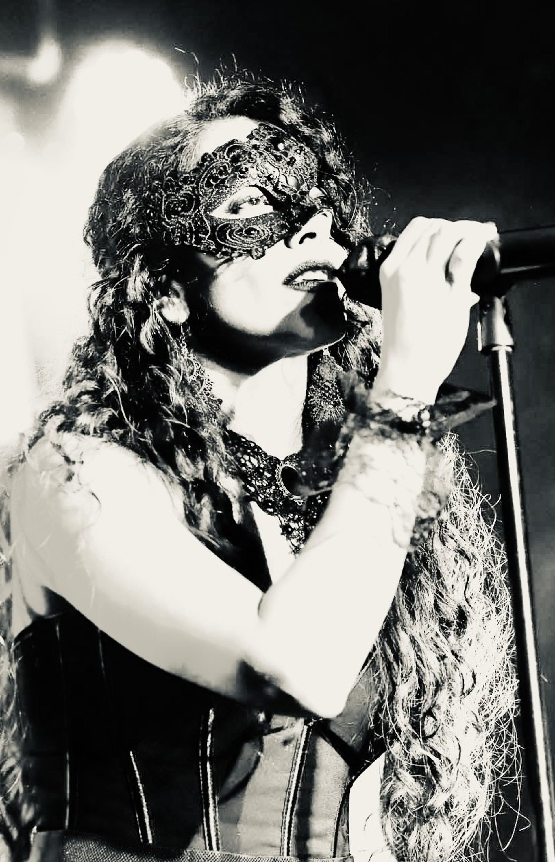 black and brown leather padded tub sofa