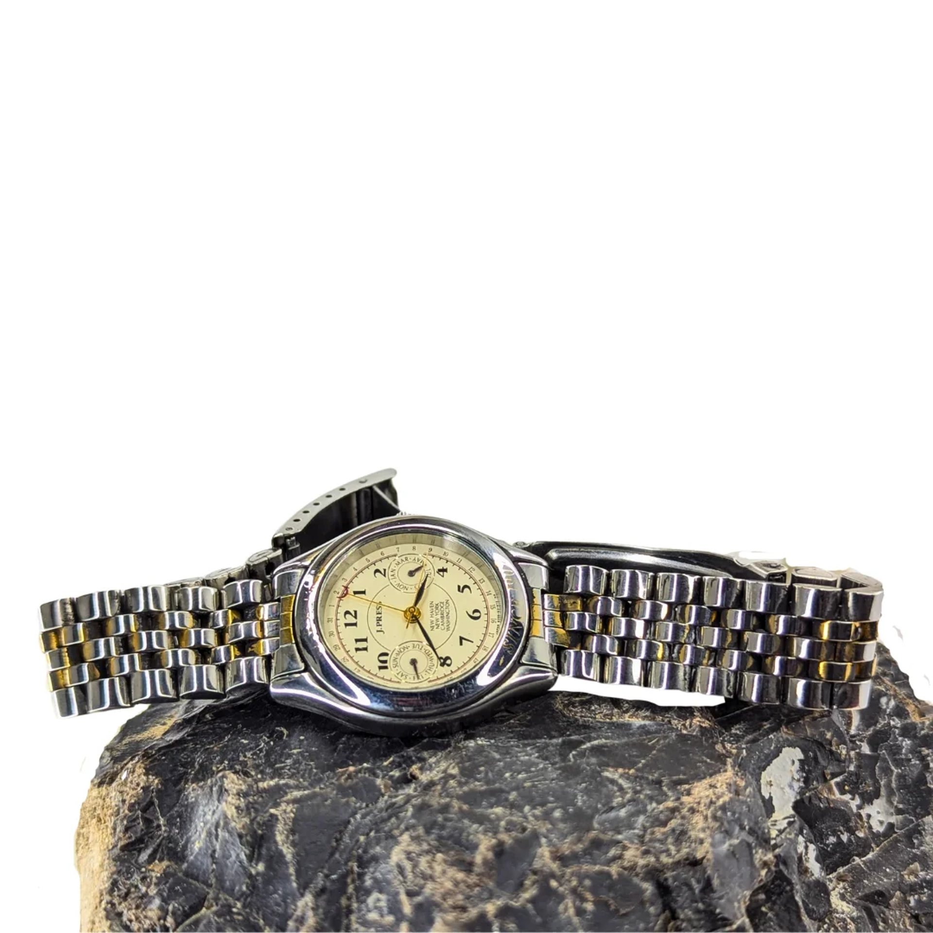 J.press Chronograph Watch very beautifull watch