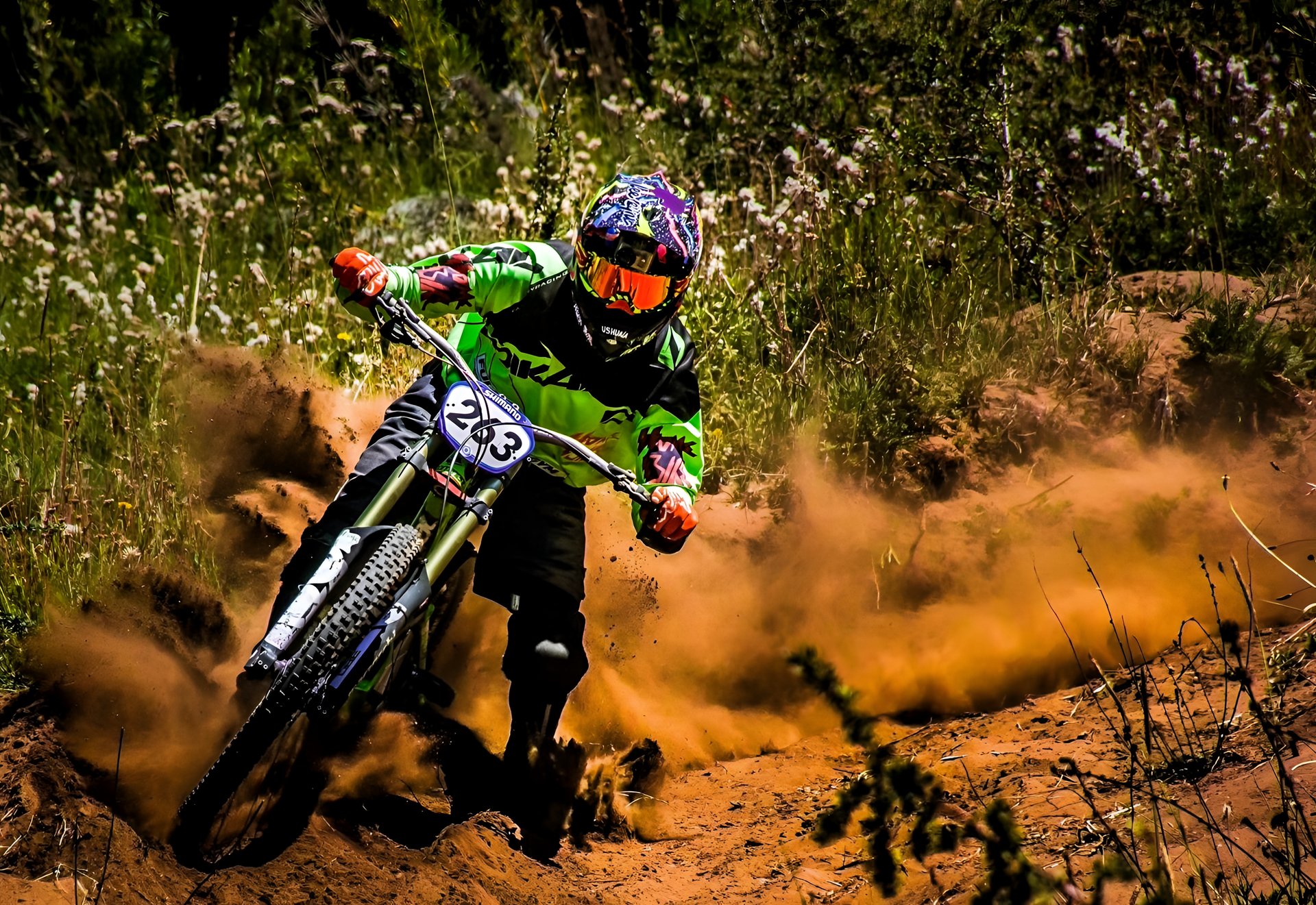 black and white bed linen