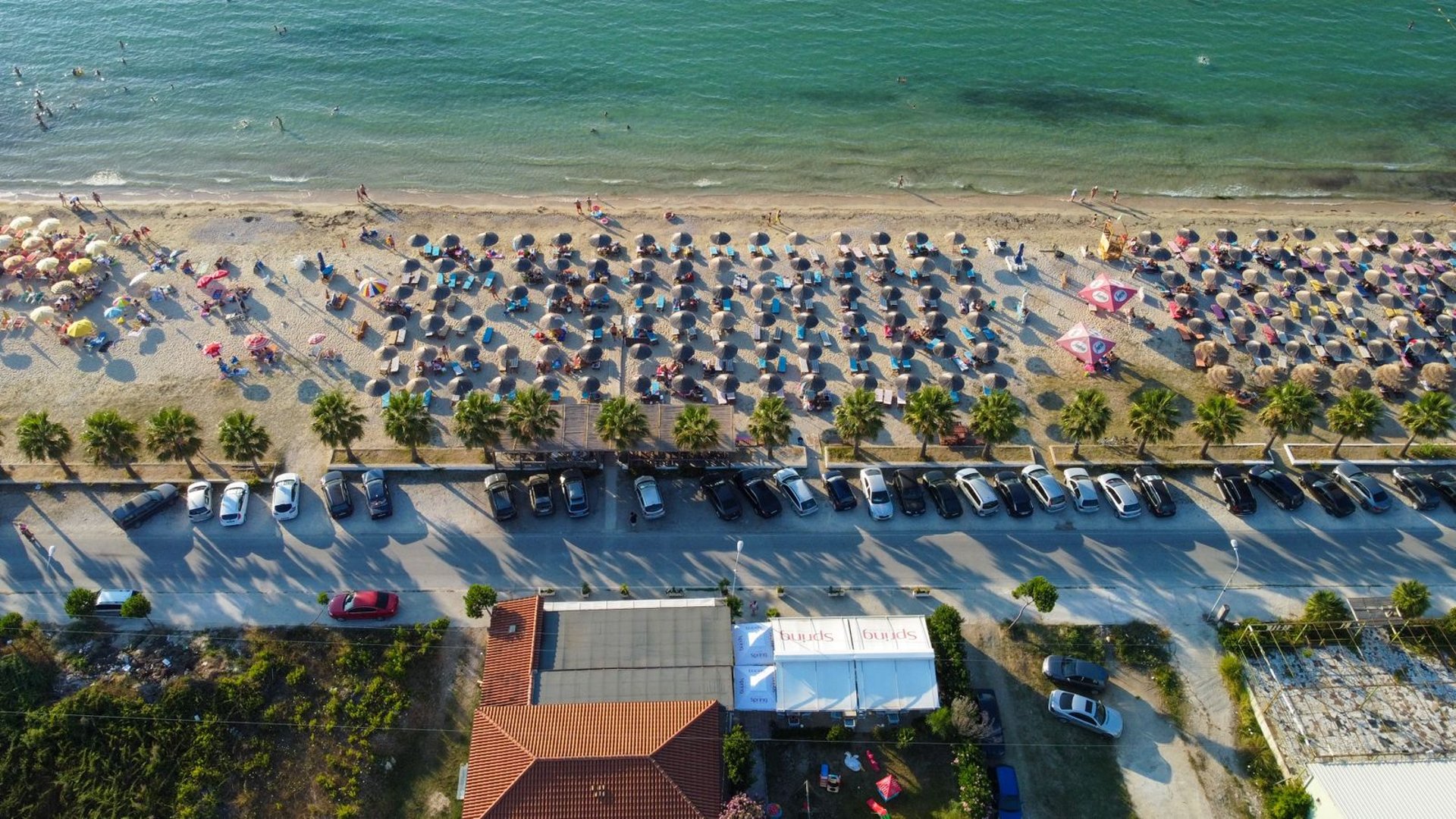 black and brown leather padded tub sofa
