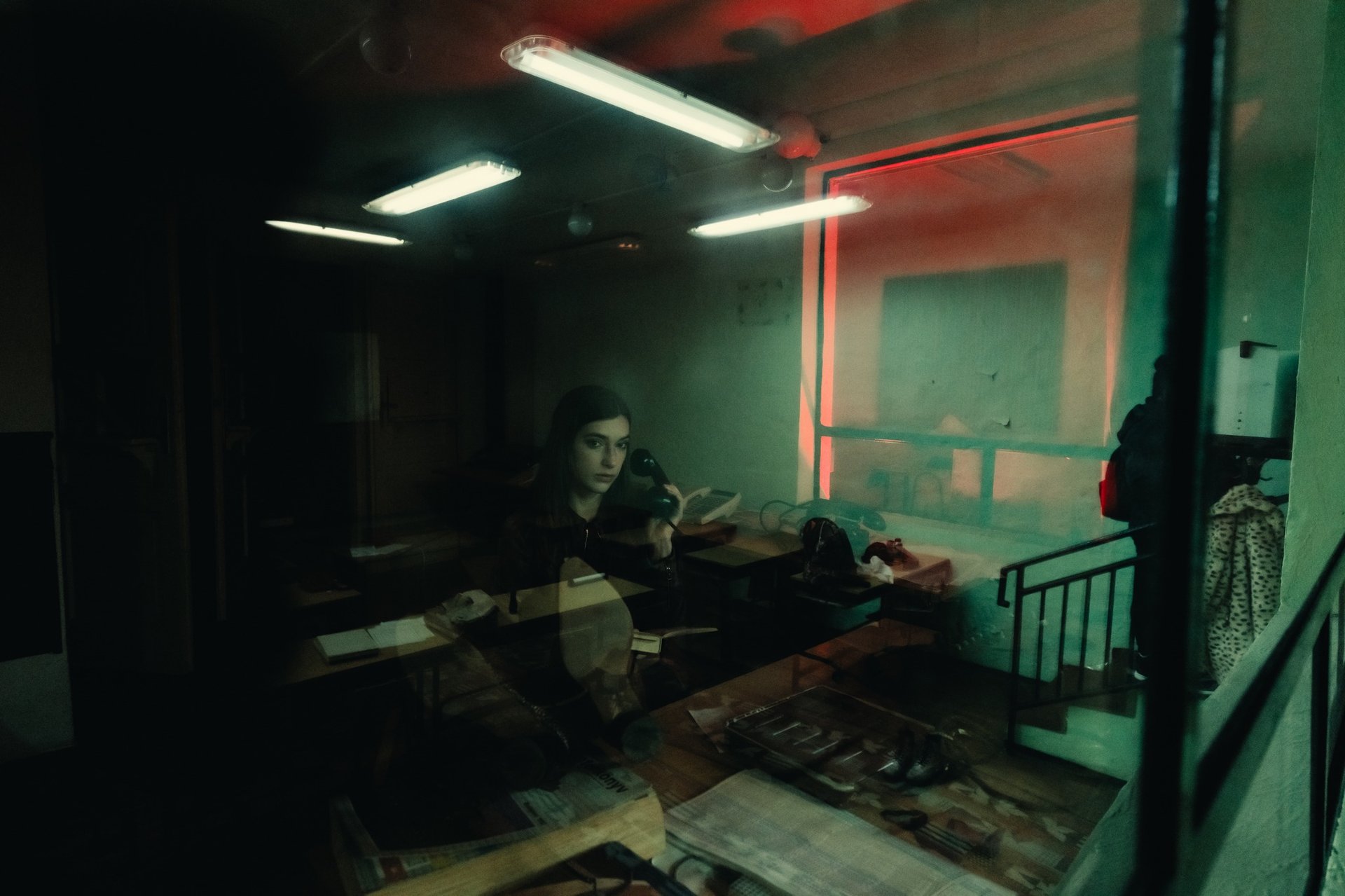 black and white bed linen