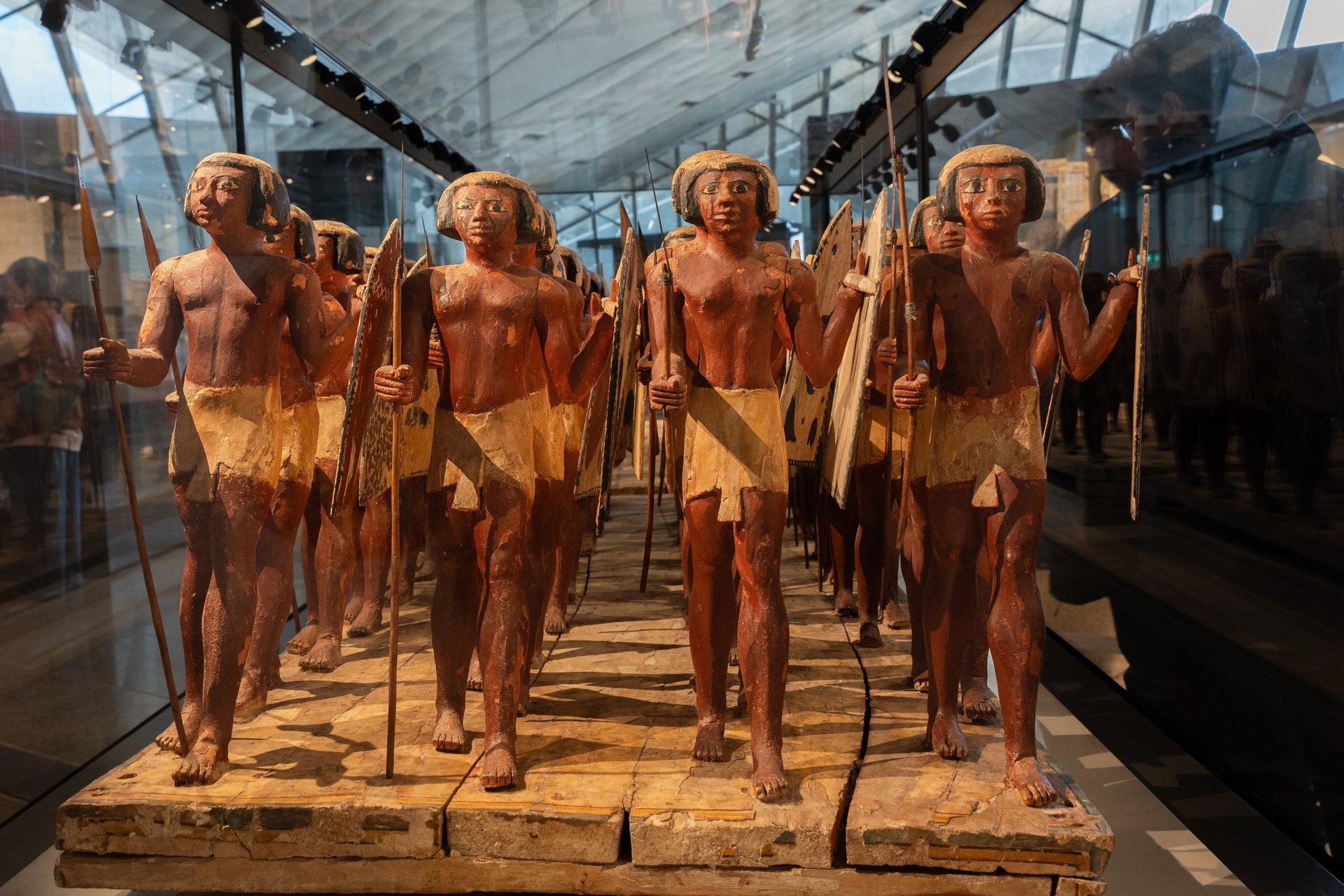 statues égyptienne au Grand Musée Égyptien, visite paseo tours