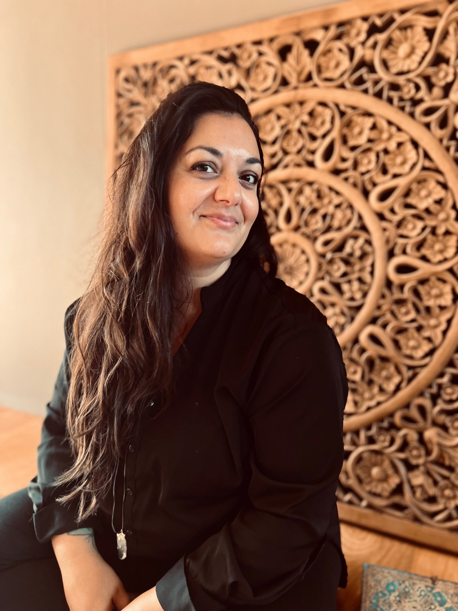 Transpersonale & Traumasensible Kunsttherapeutin | Schwangerschaftsbegleiterin | Kinderwunsch-Coach