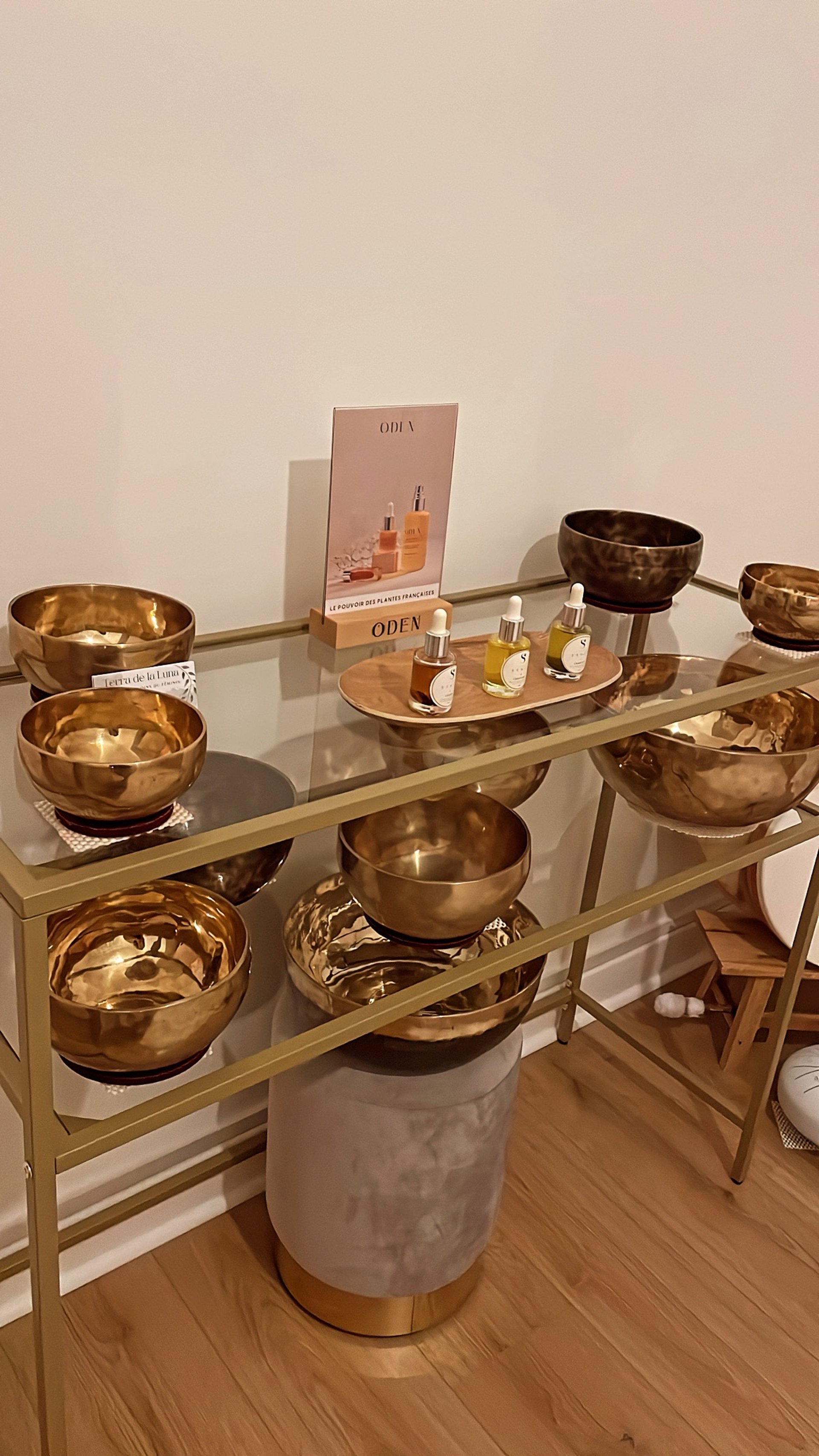soin-visage-confiance-claire-leydier-massage-massageholistique-holistique-therapie-massotherapie-sonotherapie-drainagelymphat