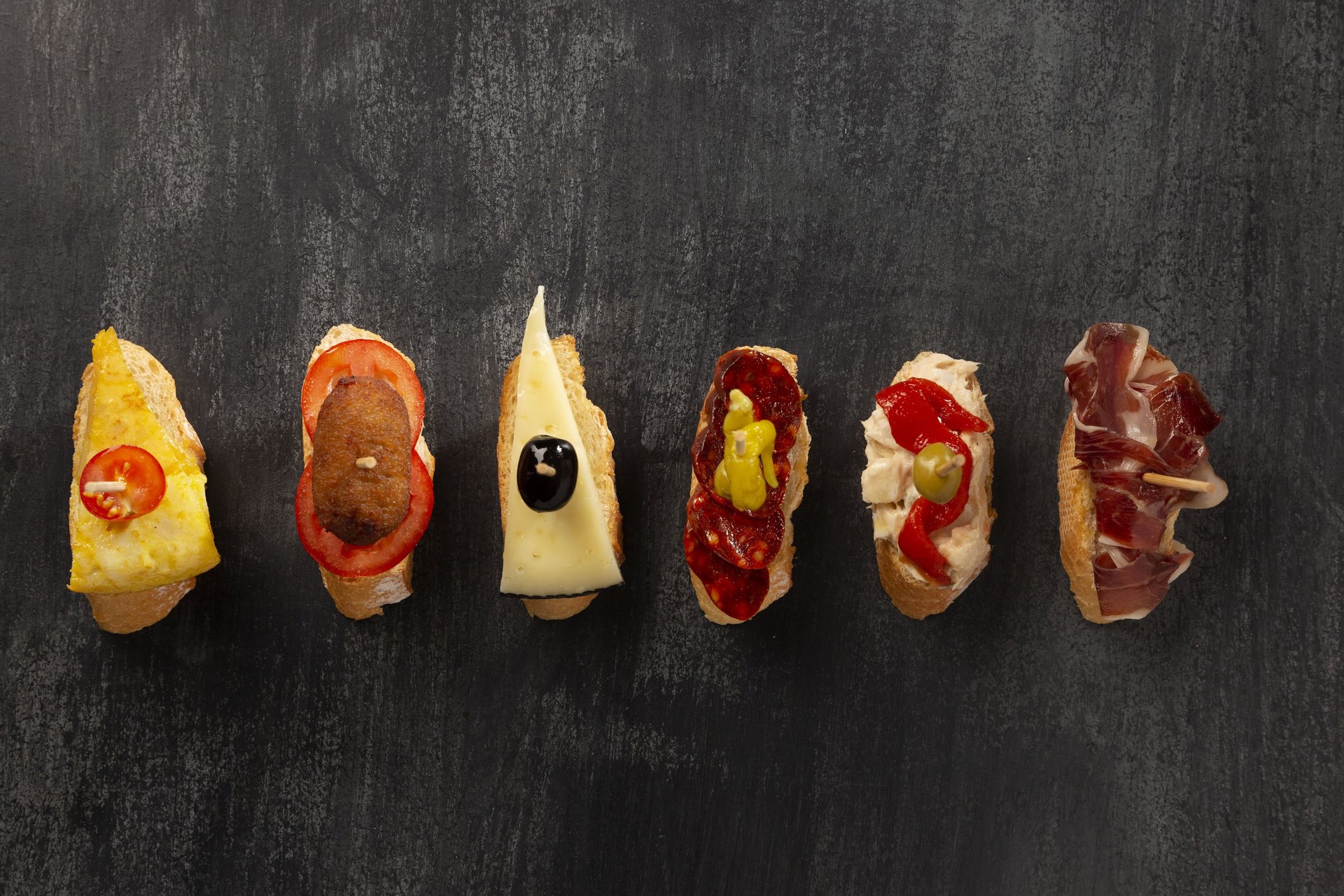 tipos de pintxo en fila