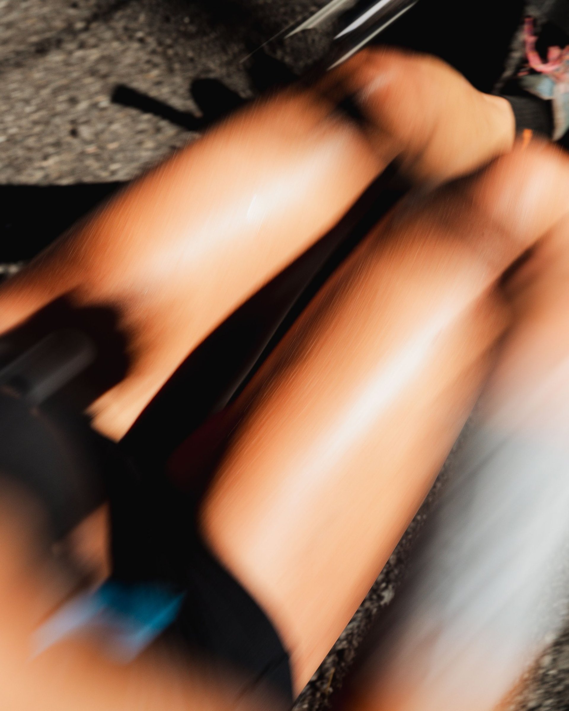 gray computer monitor