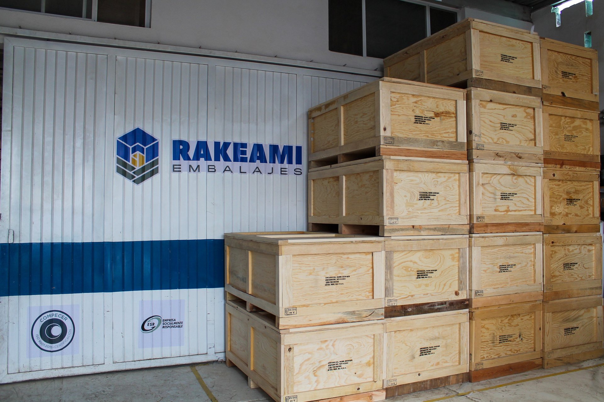 an abstract photo of a curved building with a blue sky in the background
