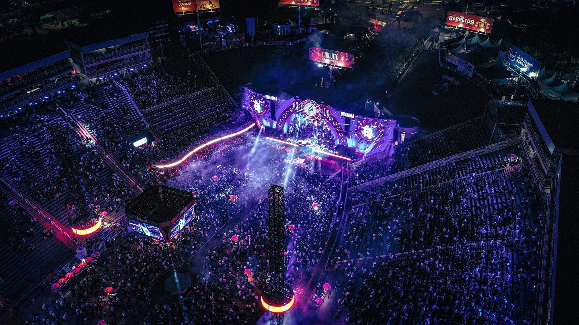 gray computer monitor