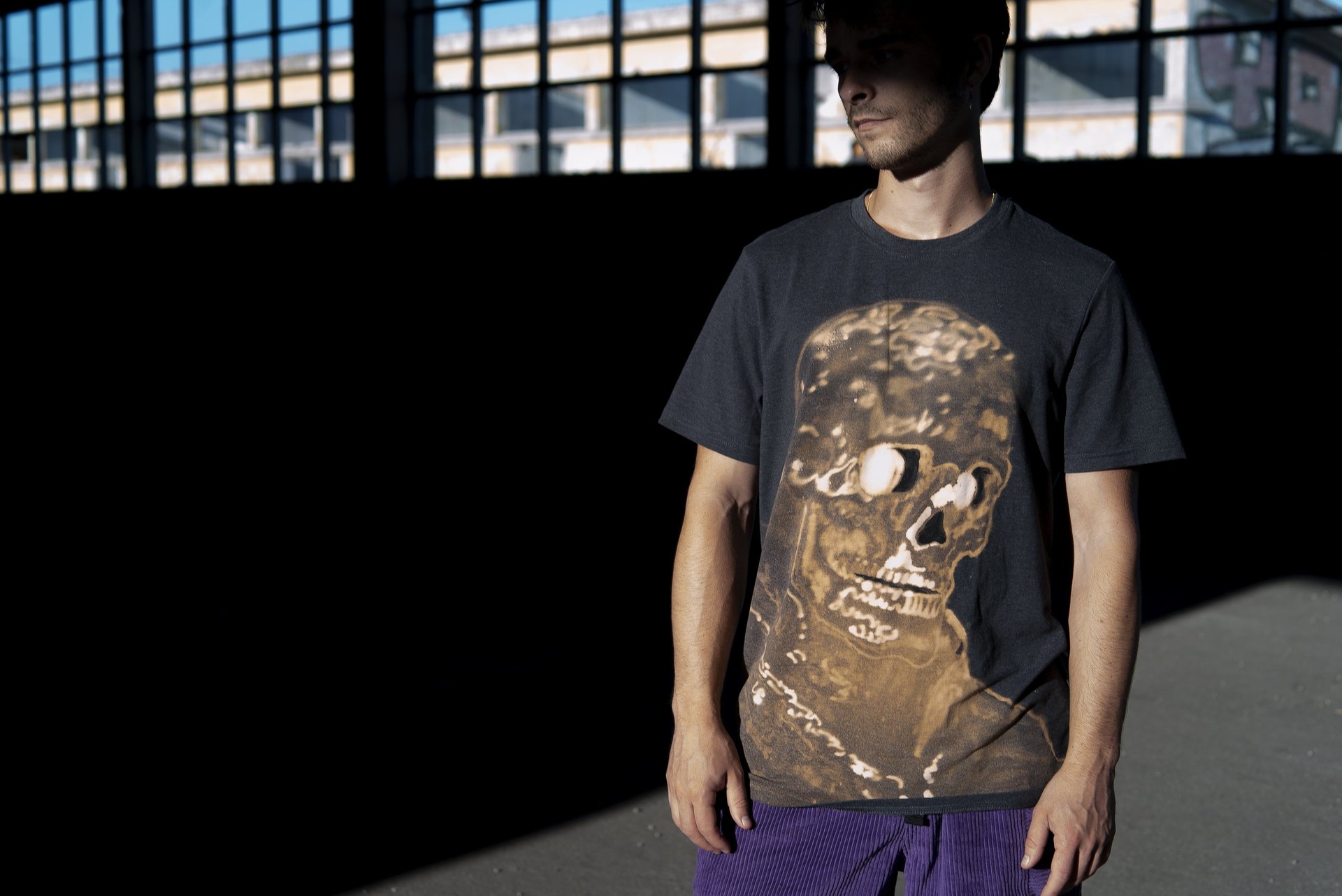 black and white bed linen