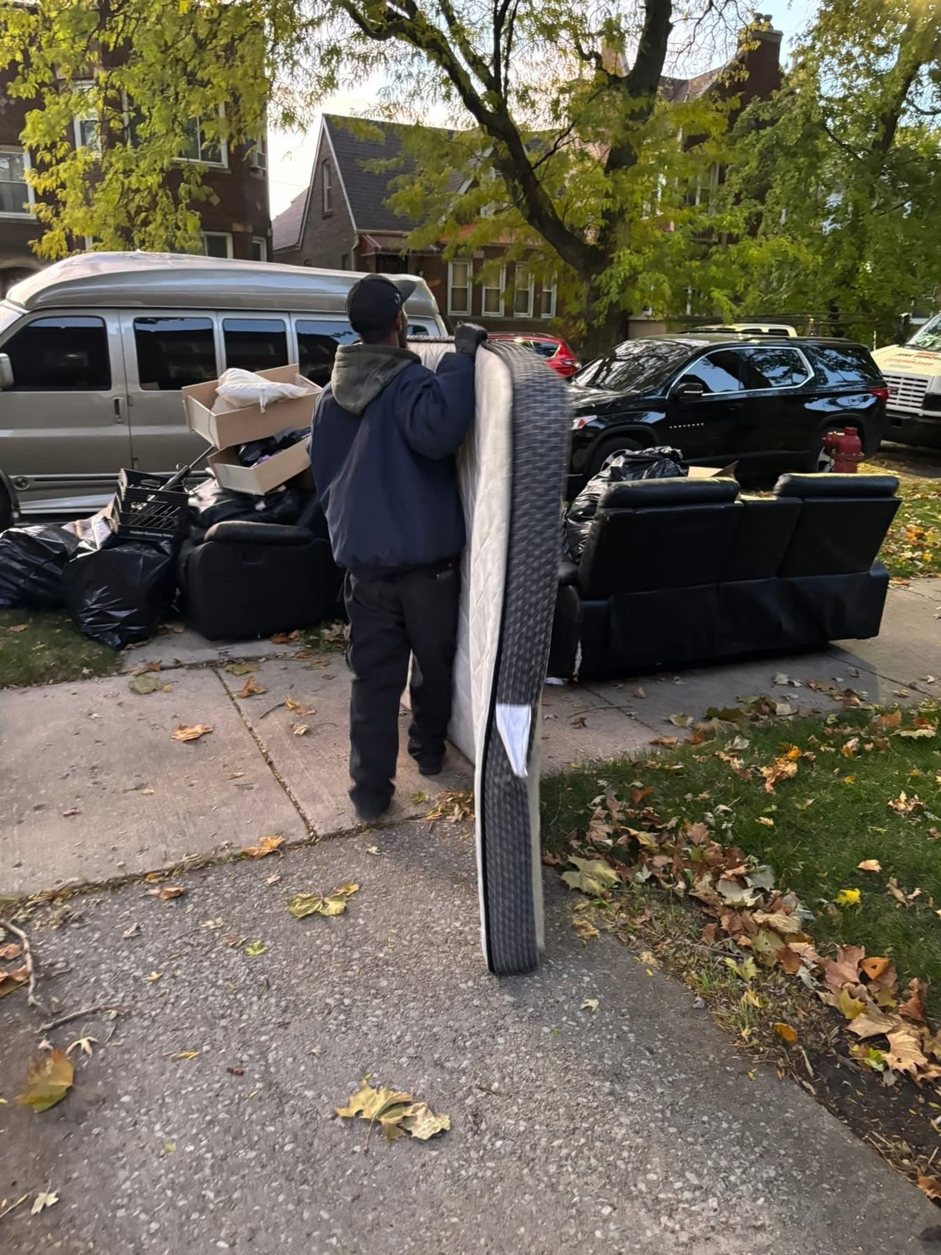 black and white bed linen