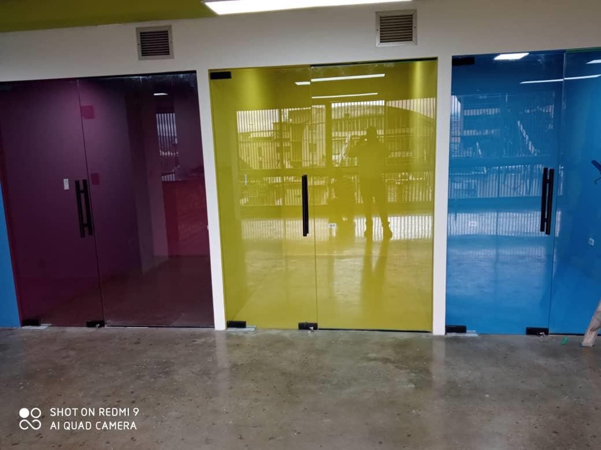 person wearing grey knit sweater