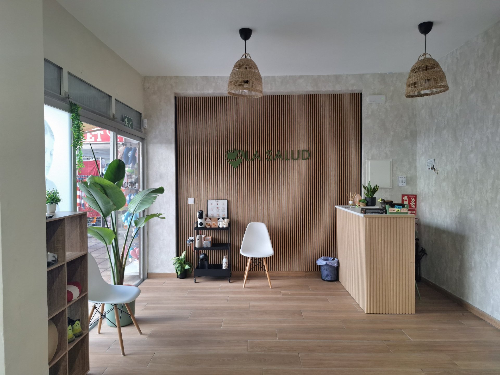 black and brown leather padded tub sofa