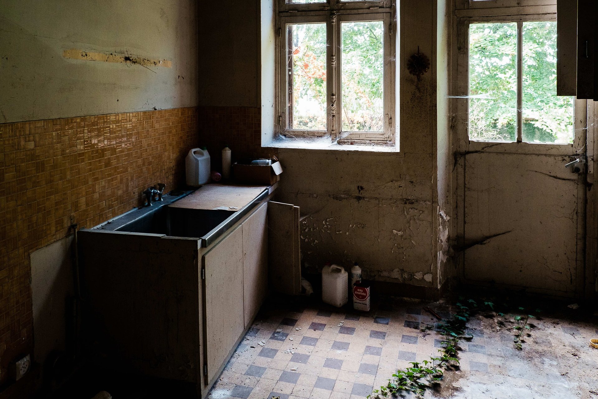 Perray-Vaucluse Cuisine abandonnée