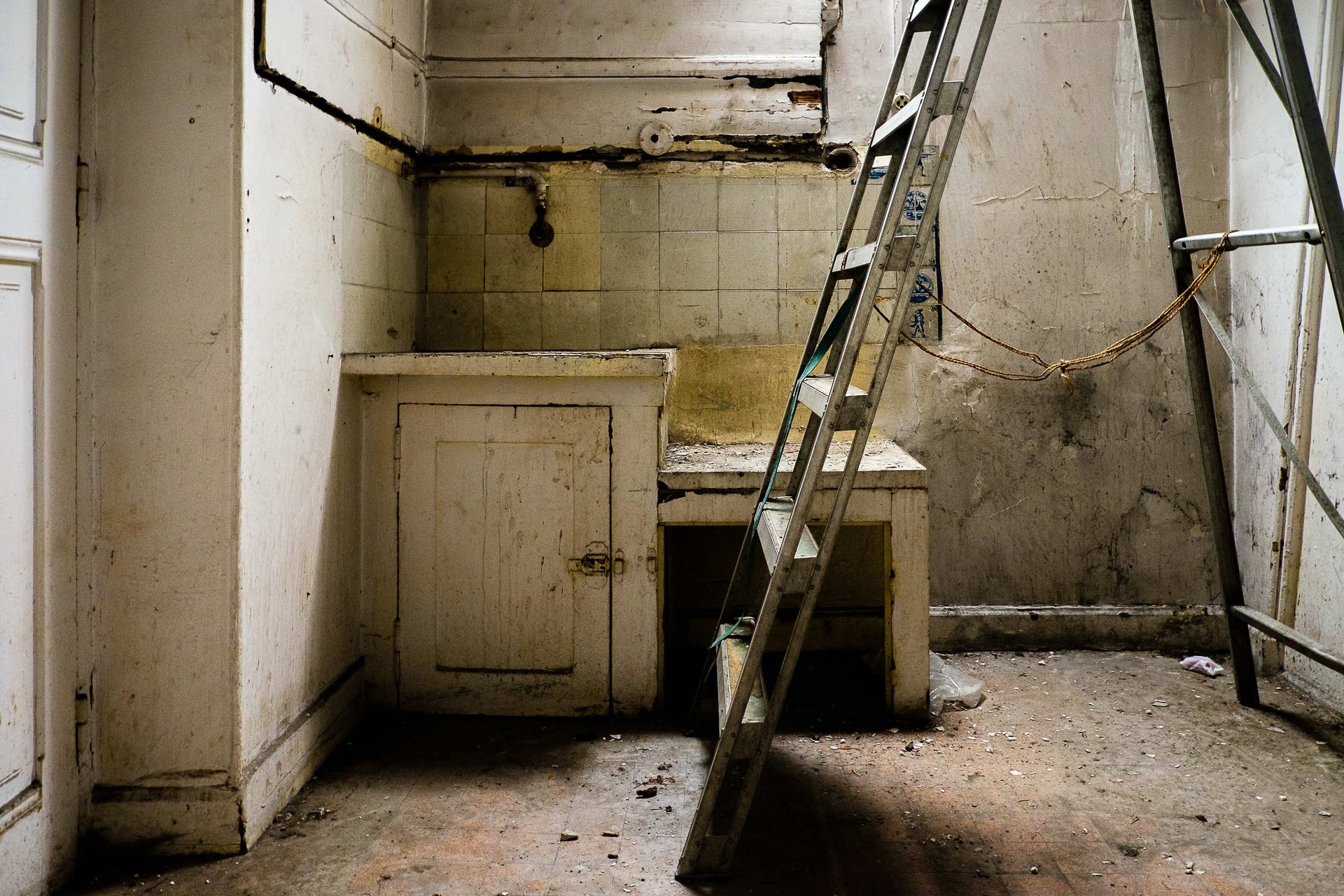 Perray-Vaucluse Lavabo et échelle