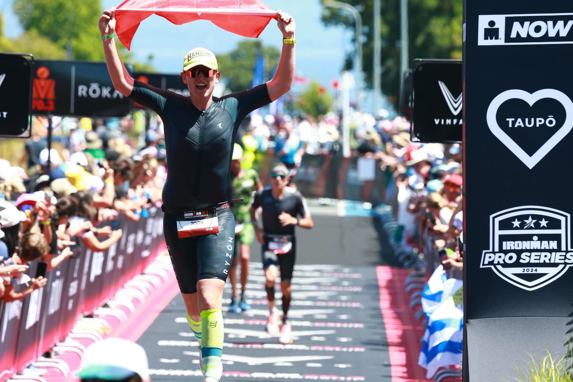black and brown leather padded tub sofa