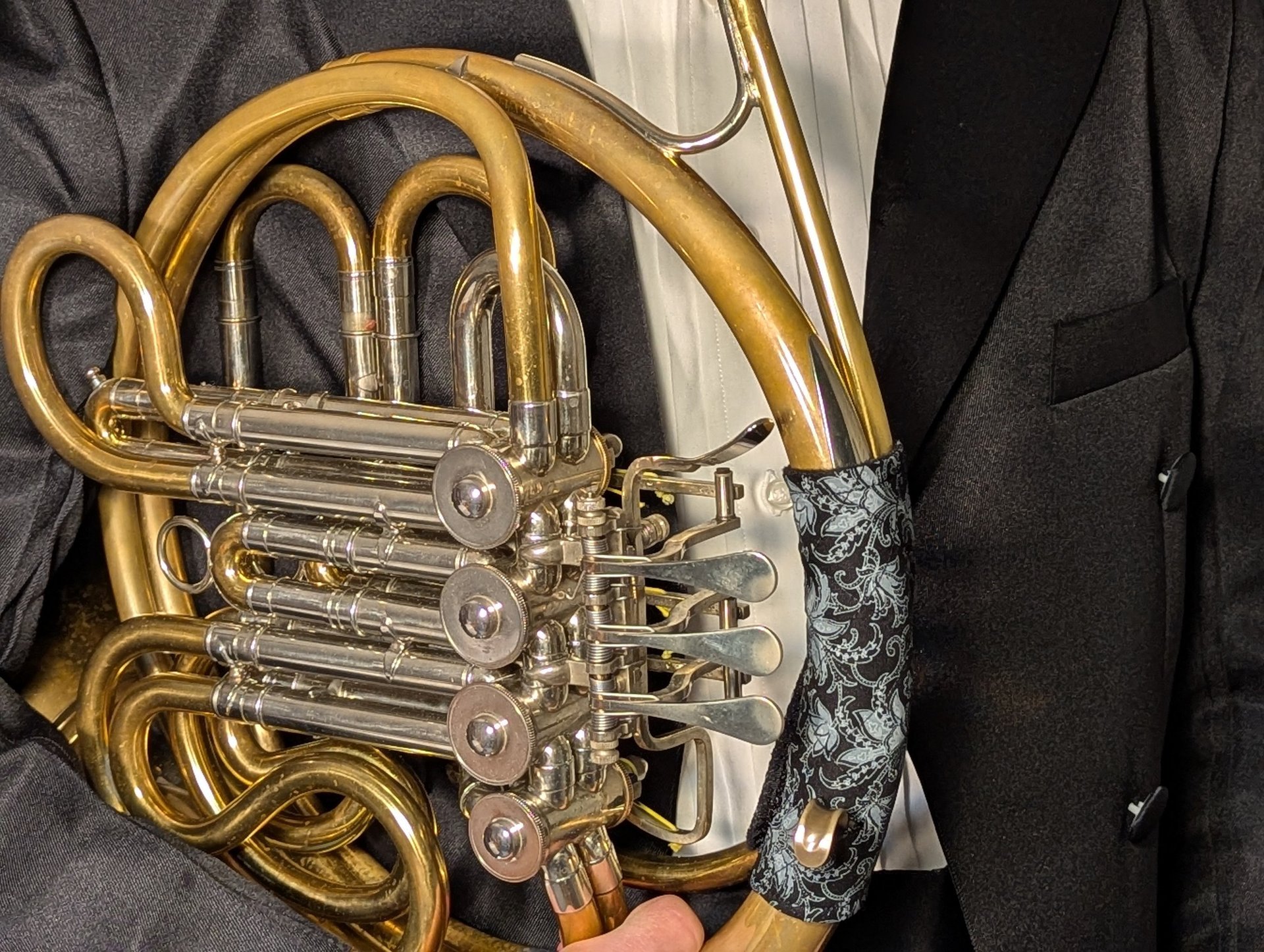 black and white bed linen