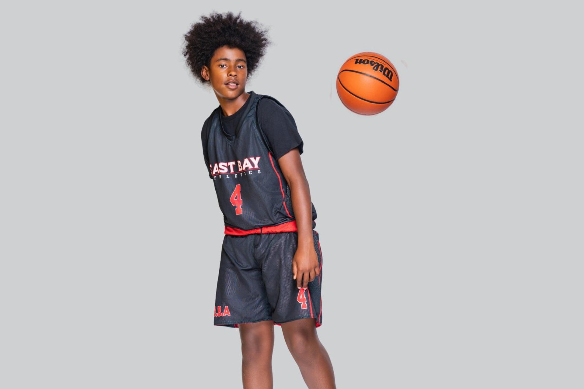 gray computer monitor