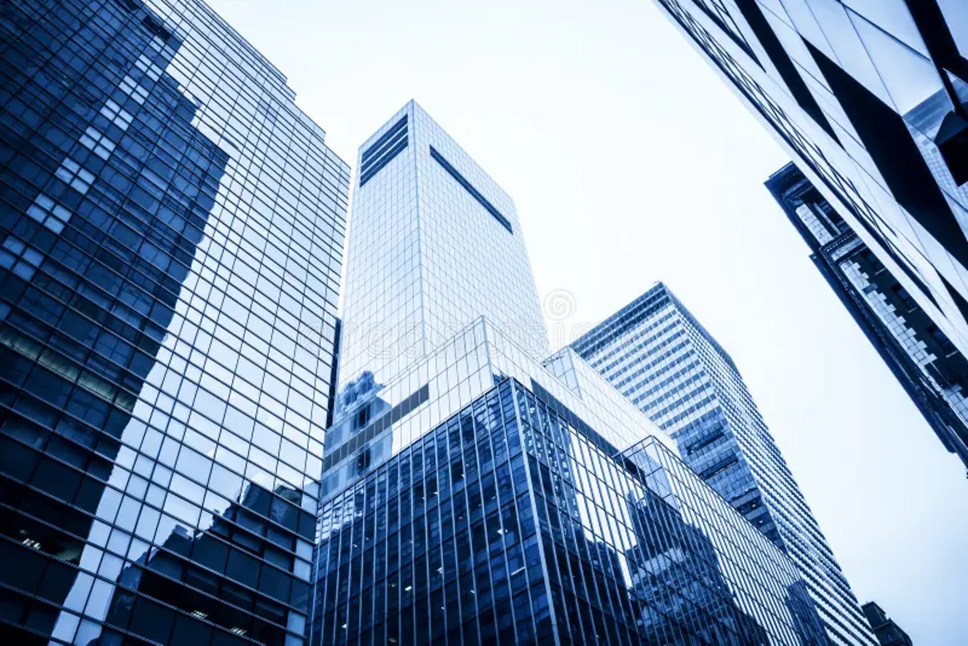 gray computer monitor