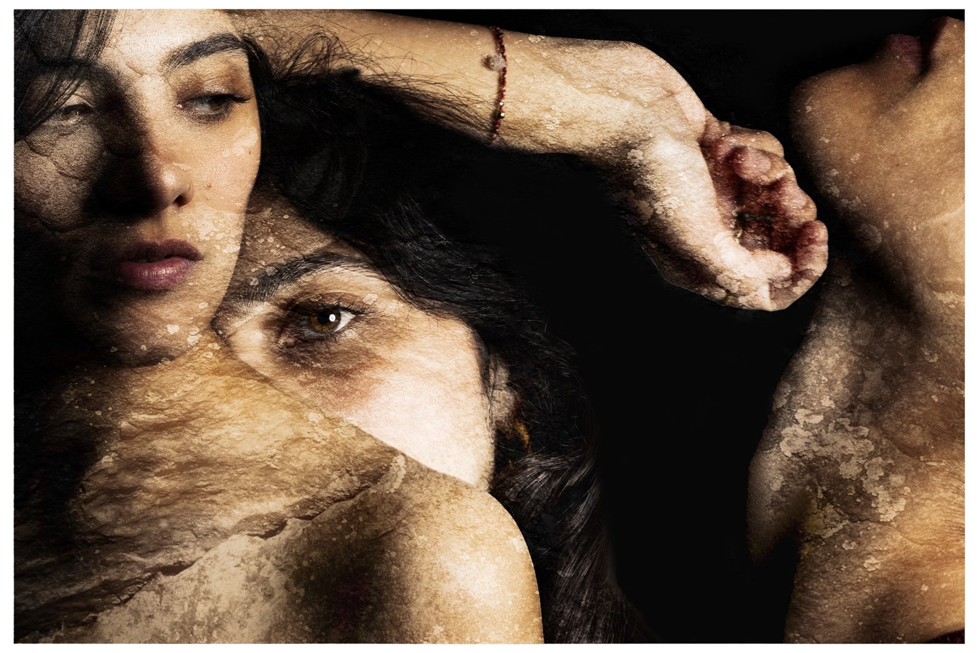 black and white bed linen