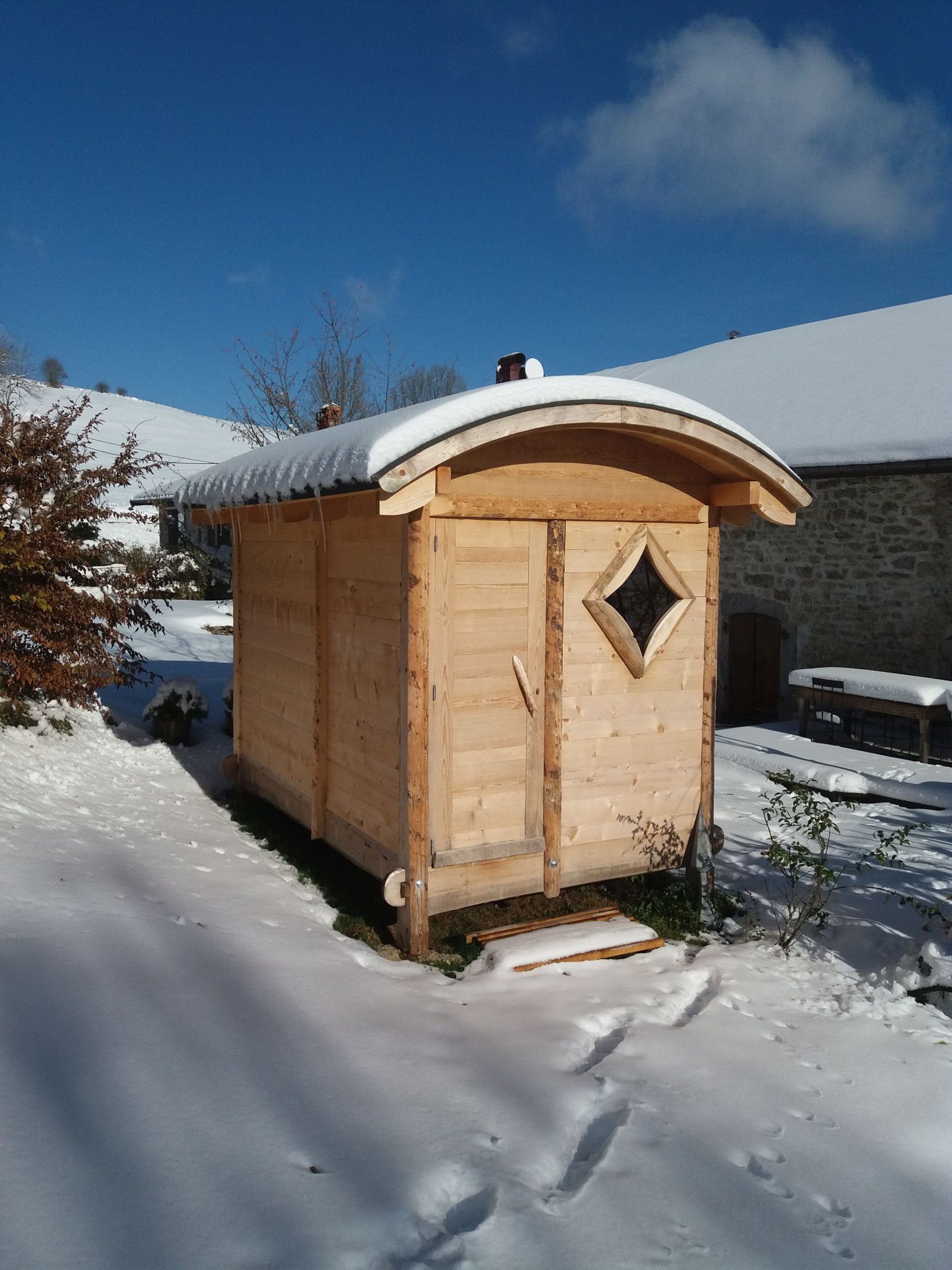 sauna-exterieur-bois