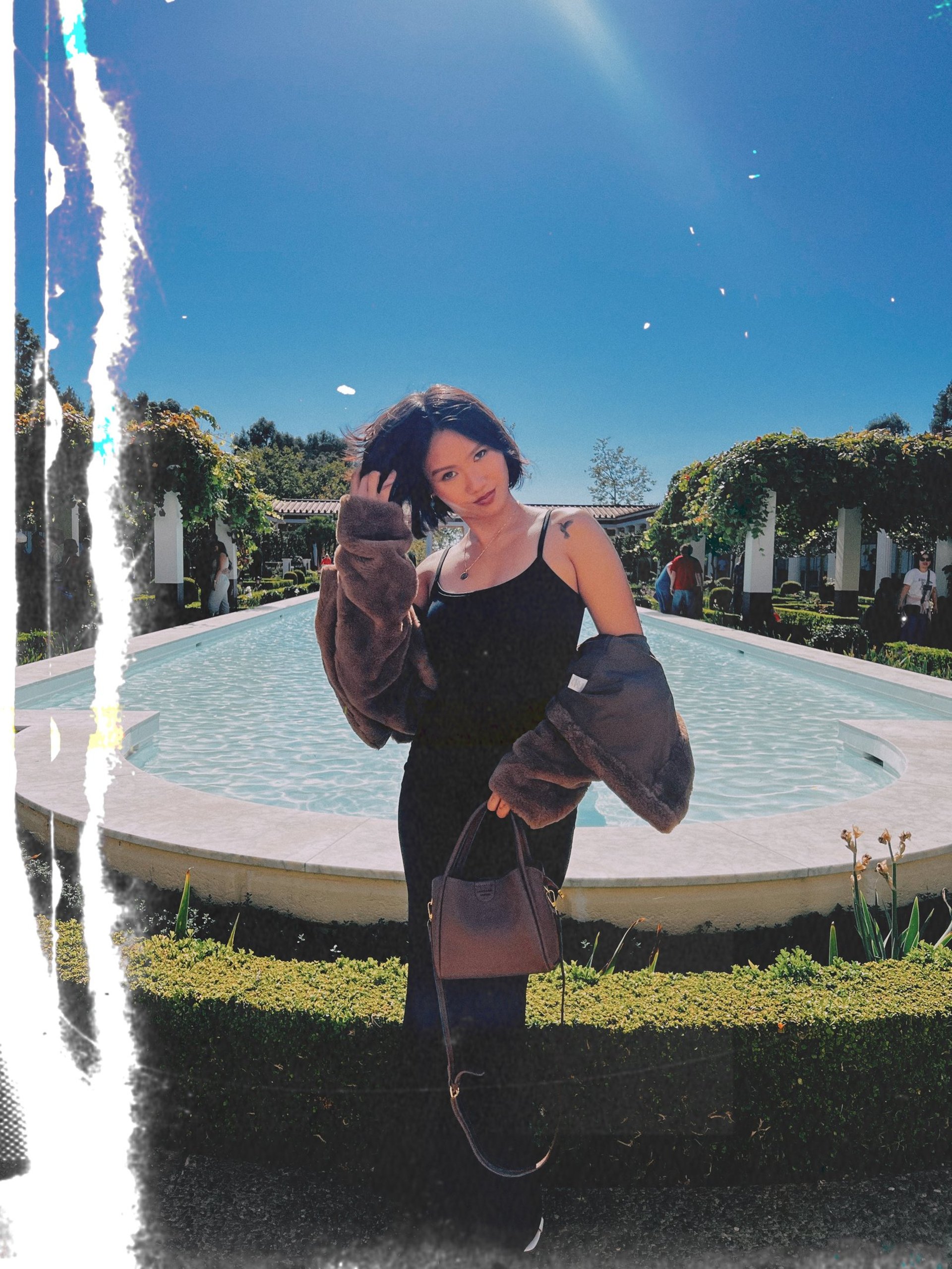 black and white bed linen