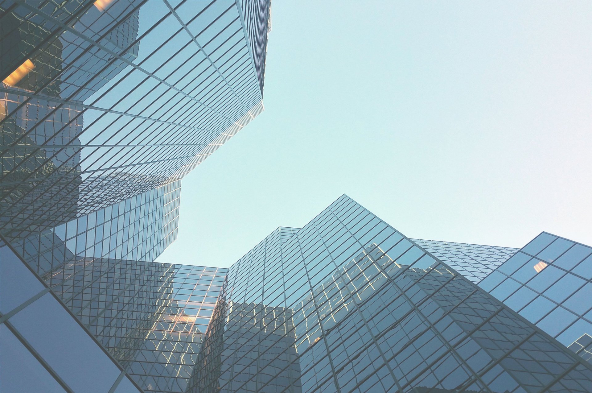 Helement_Asesoria_Corporativa