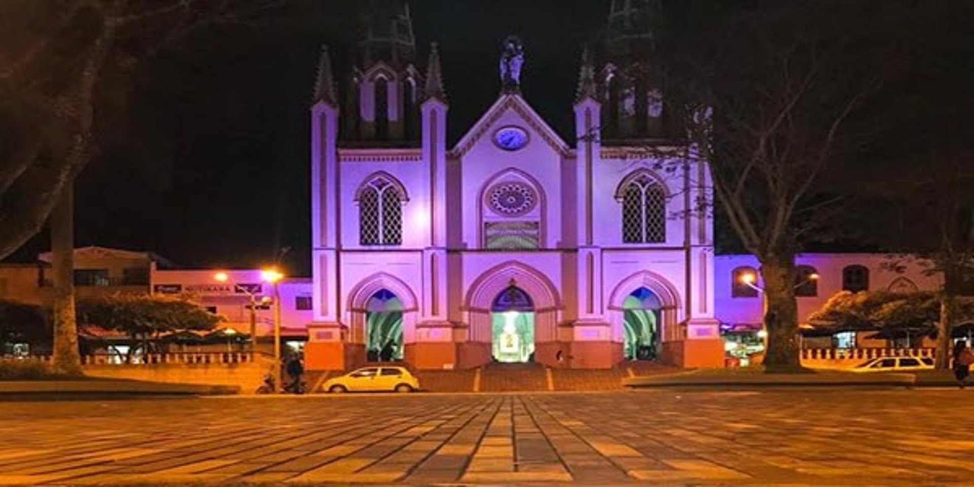 black and brown leather padded tub sofa