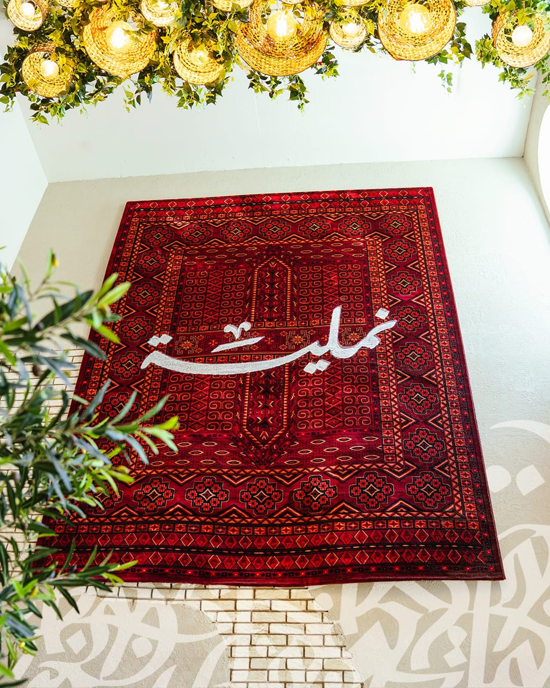 black and white bed linen